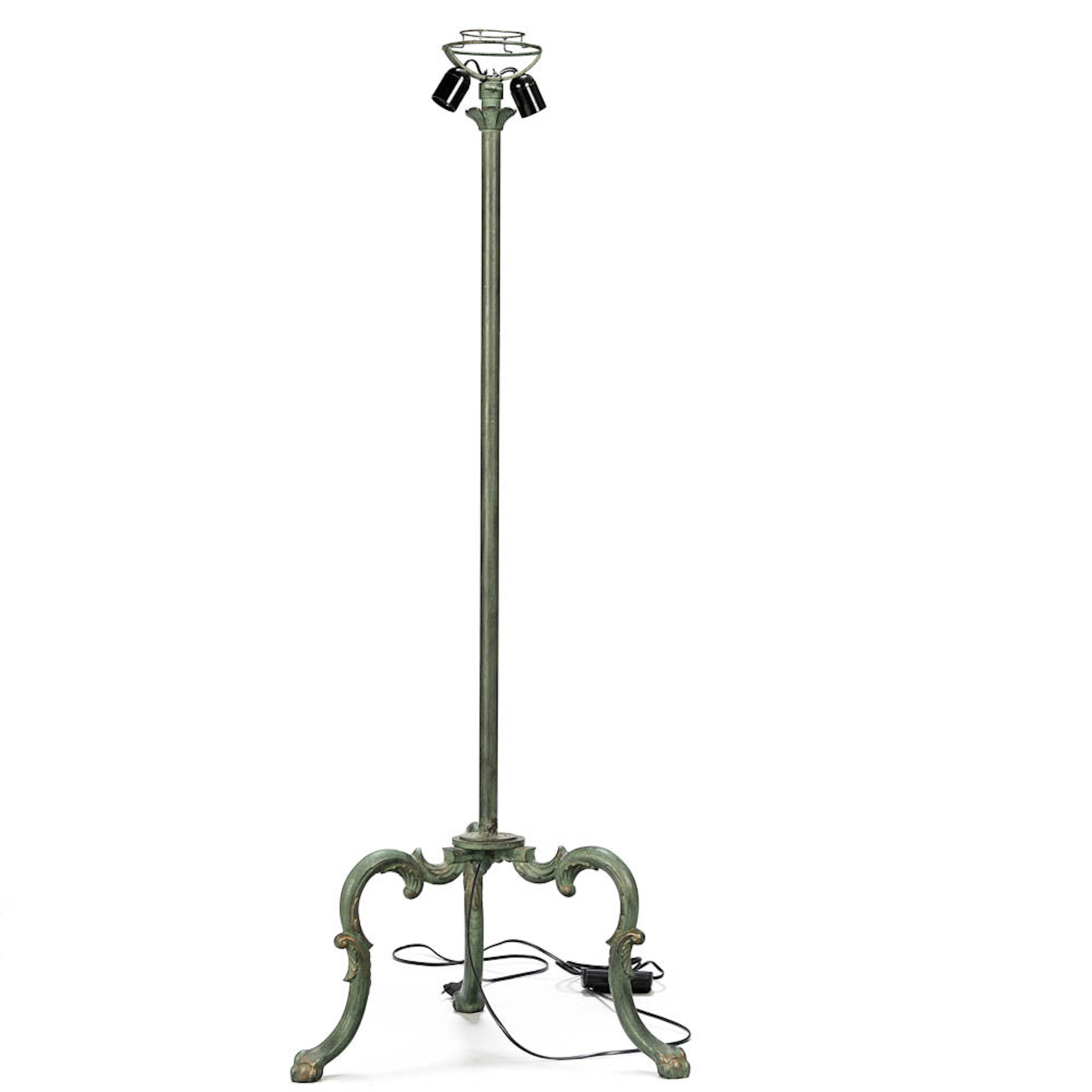 GOLVLAMPA. Gjutjärn 1900-tal.
