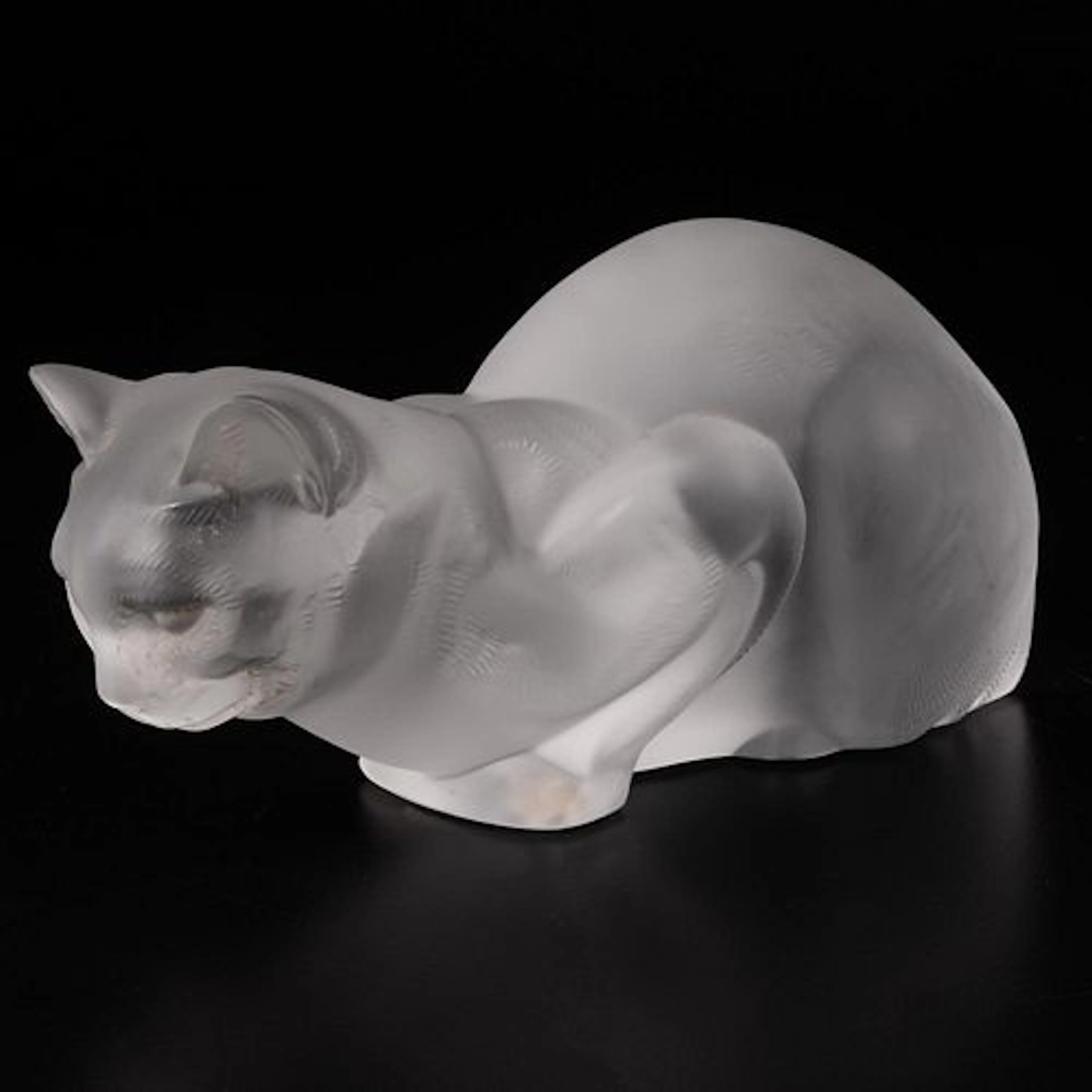 Lalique Chat Couché Sculpture