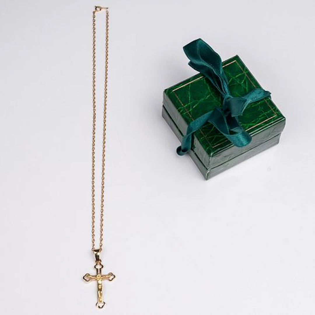 Gold Crucifix Pendant and Chain