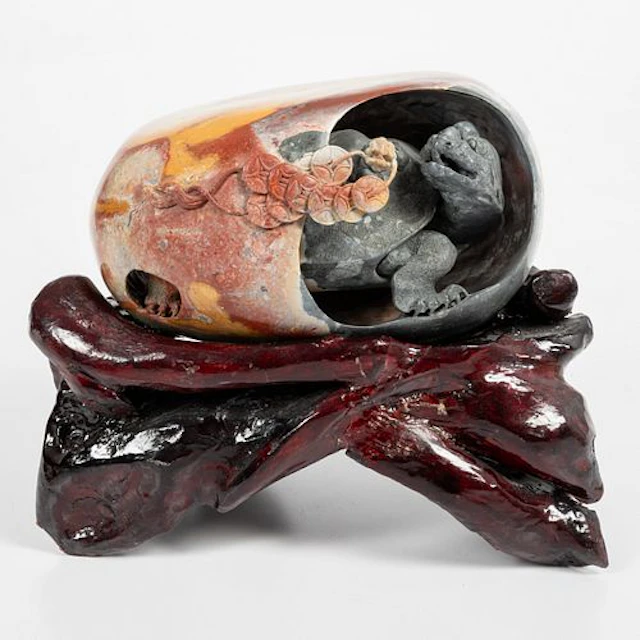 A Chinese Colored Hardstone Sculpture