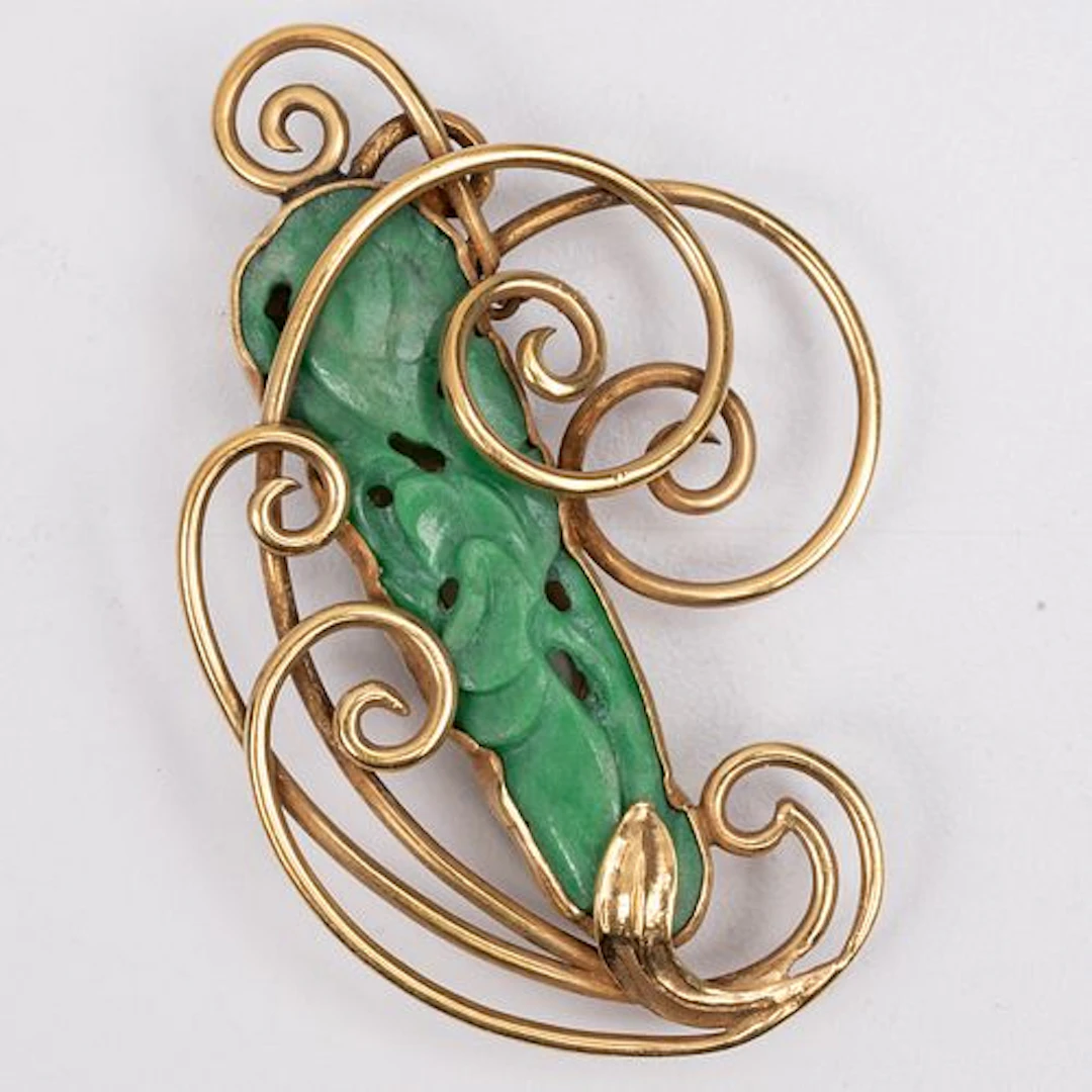 A 14kt Yellow Gold and Carved Jade Sweater Clip