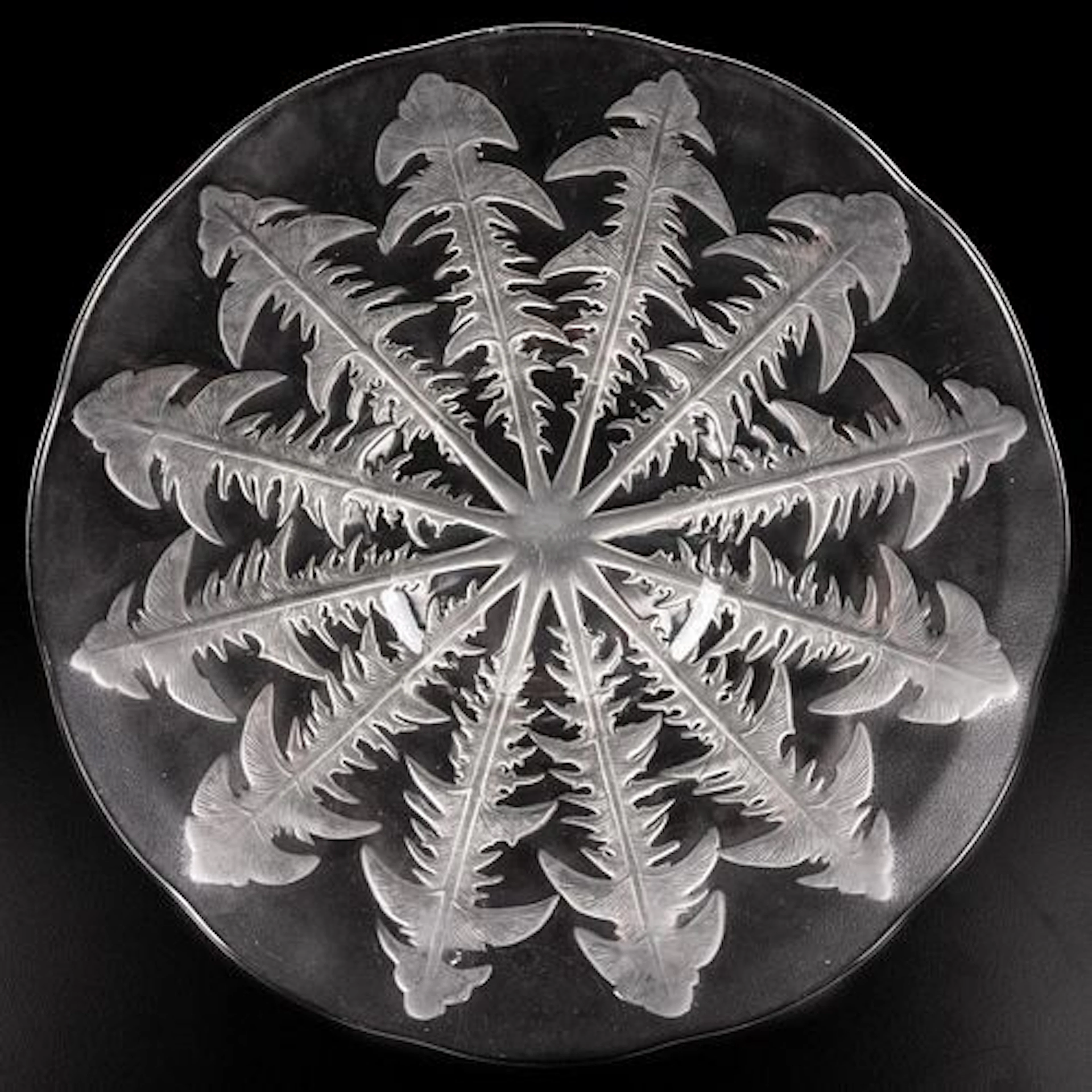 Lalique Pissenlit Dandelion Leaf Platter