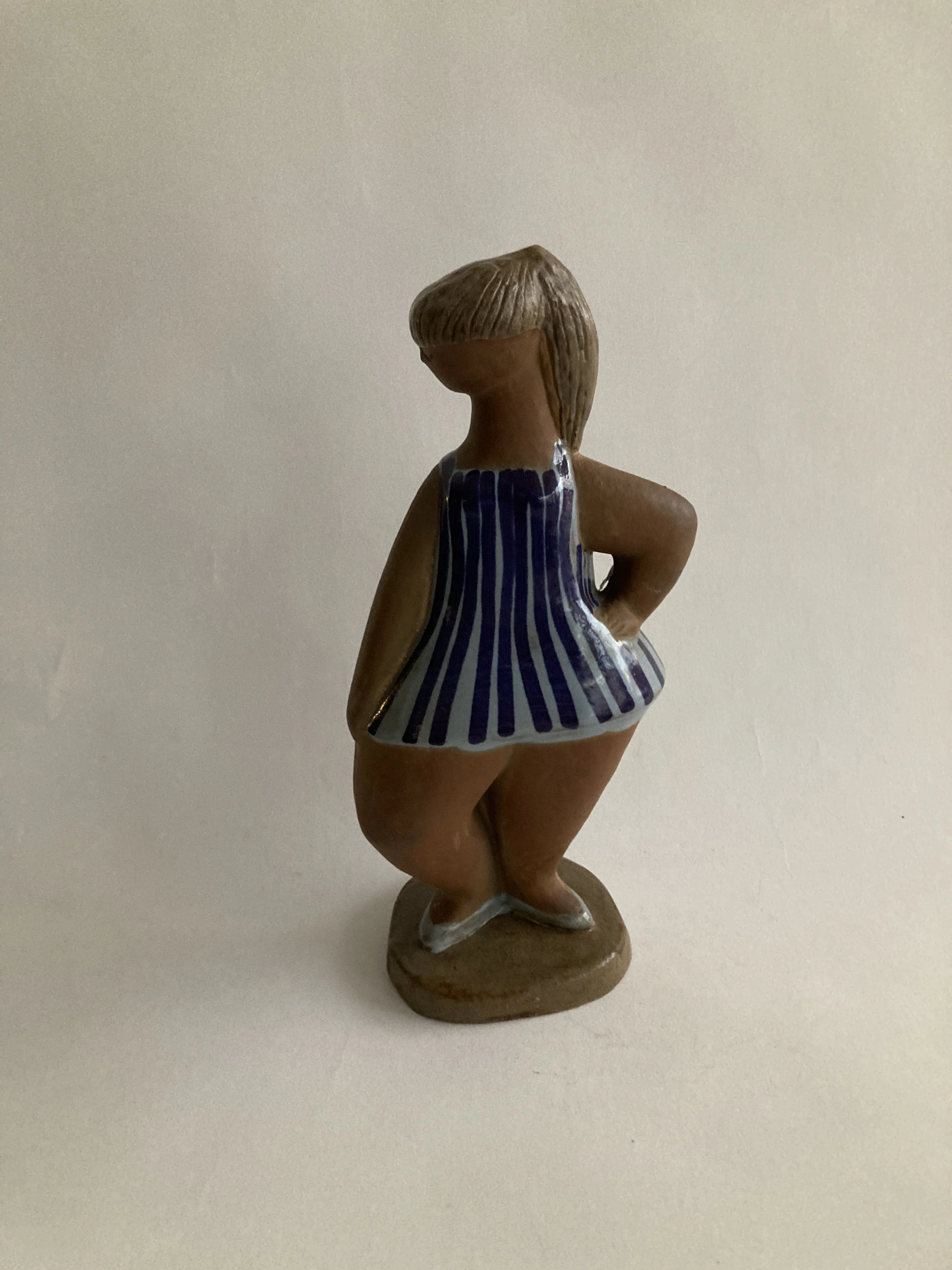 Lisa Larsons tjusiga Dora från ABC-flickorna Gustavsberg | Barnebys