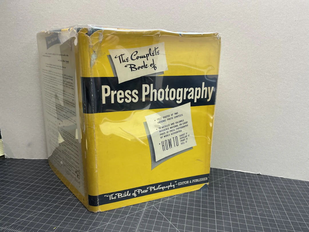 [Signed] [First Edition] THE COMPLETE BOOK OF PRESS...