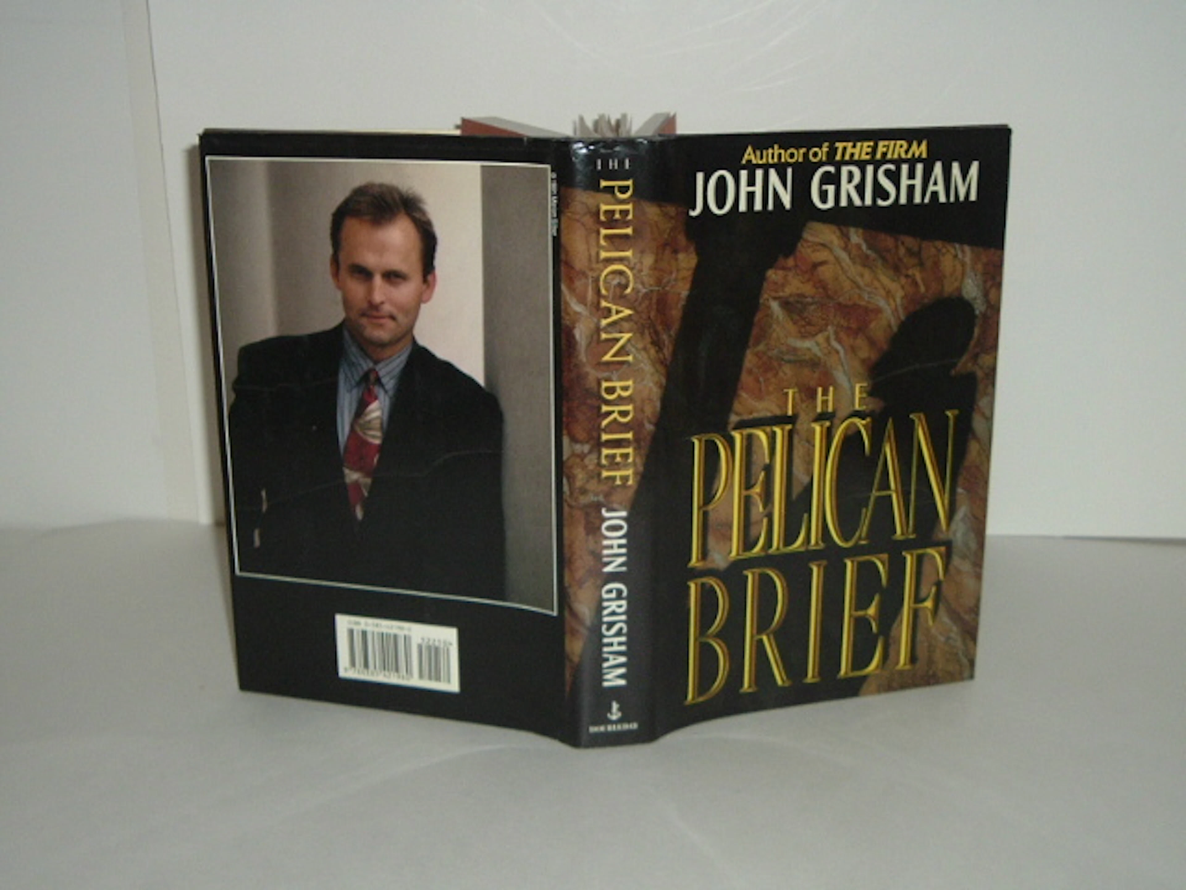 [Signed] [First Edition] THE PELICAN BRIEF JOHN GRISHAM...