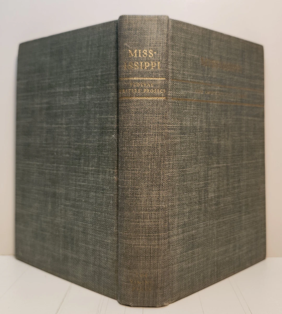 [First Edition] MISSISSIPPI; A GUIDE TO THE MAGNOLIA STATE