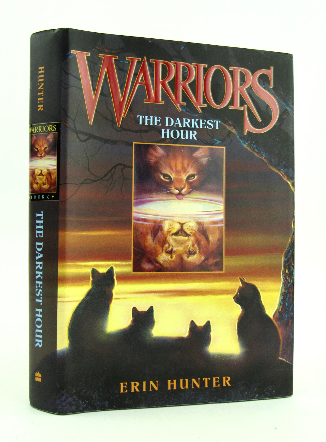 [First Edition] The Darkest Hour Erin Hunter [Used - Near fine] [Hardcover]