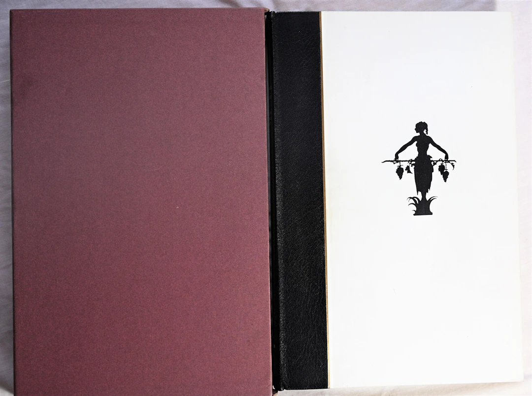 [Signed] [First Edition] Breakfast in Périgord