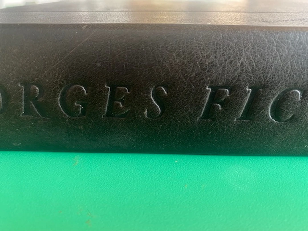[Signed] [First Edition] FICCIONES [Presentation copy] Borges