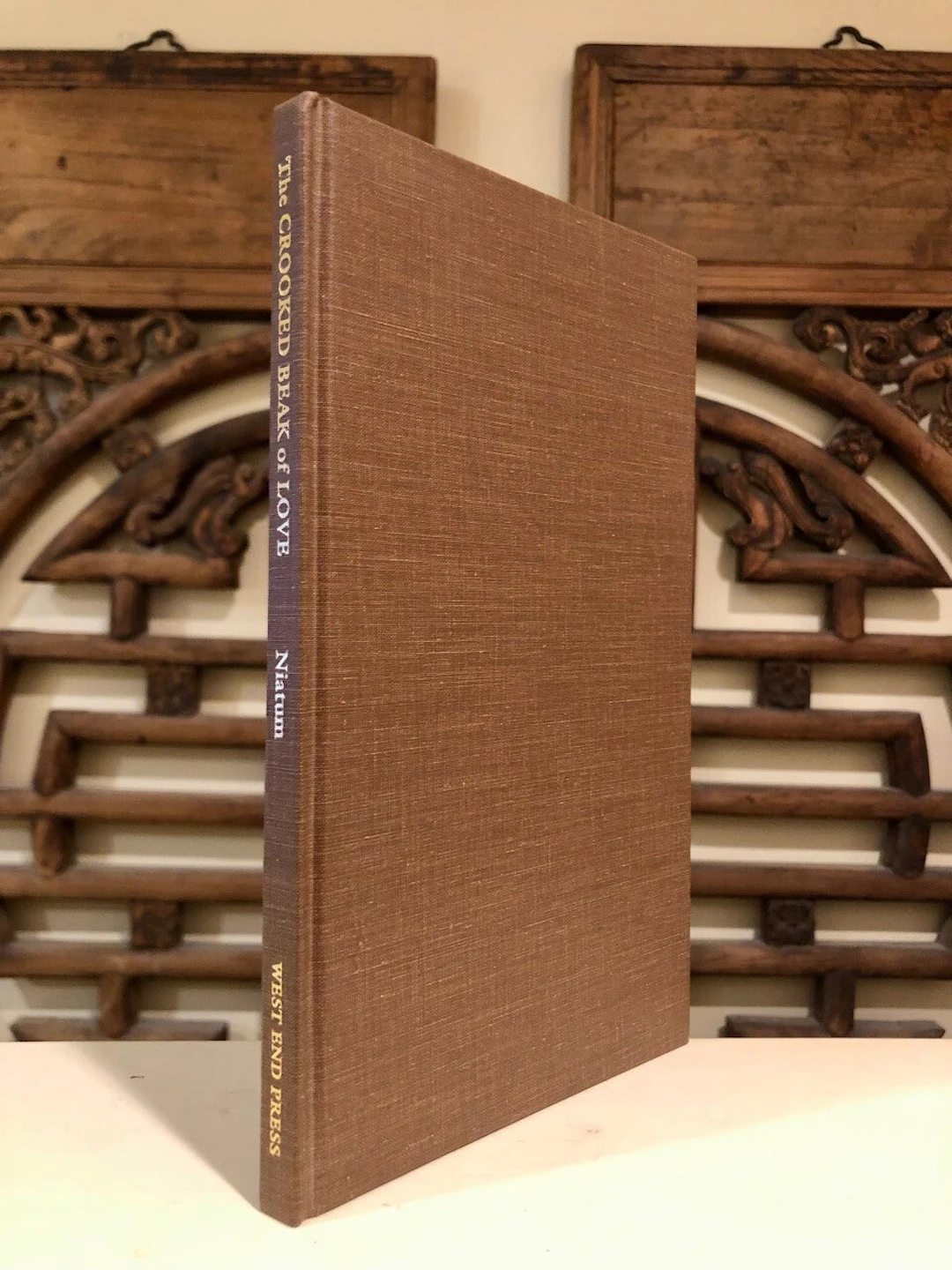 [Signed] [First Edition] The Crooked Beak of Love [SIGNED copy] NIATUM