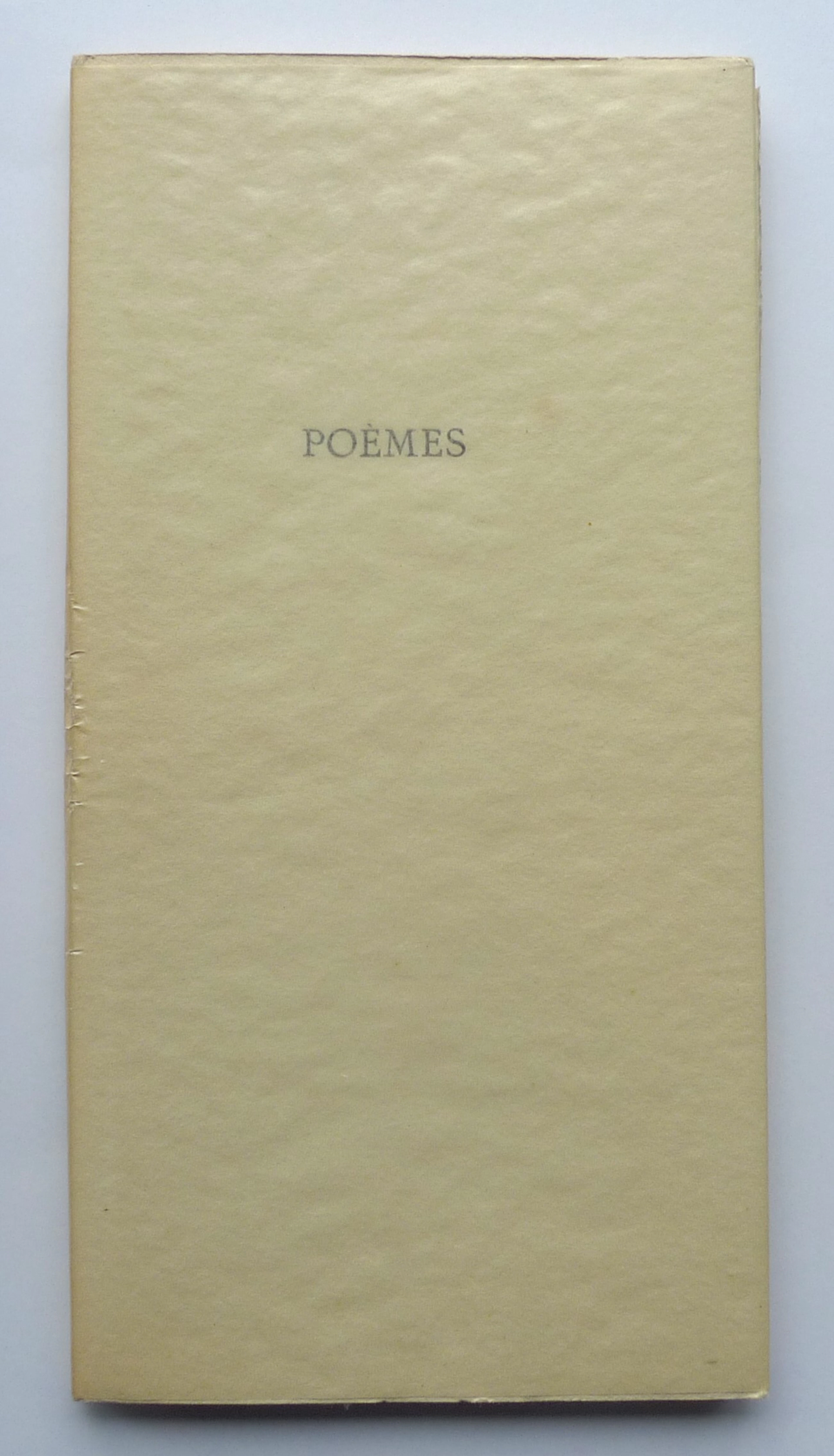 [Signed] [First Edition] Poèmes. GAGARINE MILA. [Used - Very good] [Hardcover]
