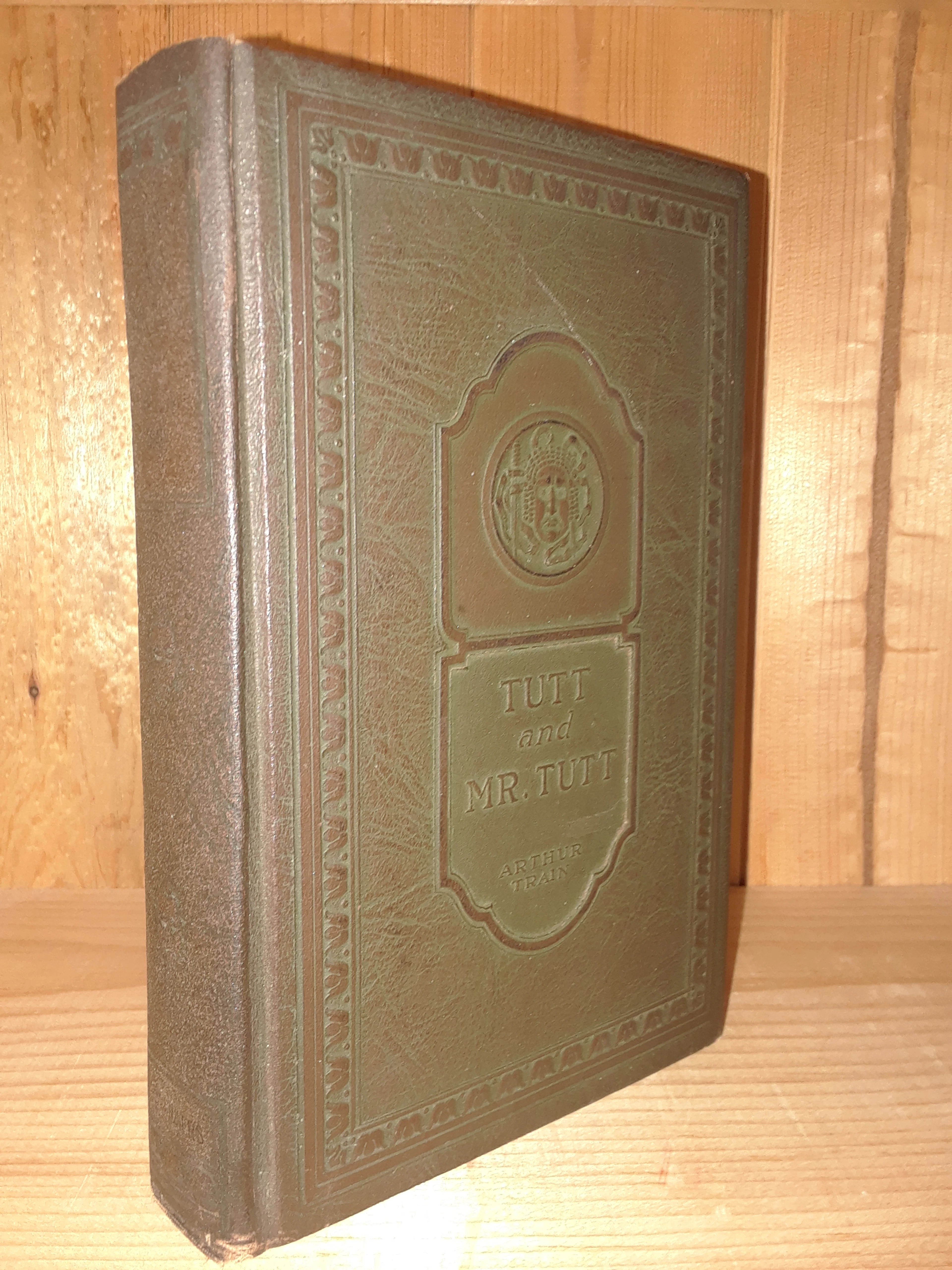 [Signed] Tutt and Mr Tutt Arthur Train [Very Good] [Hardcover]