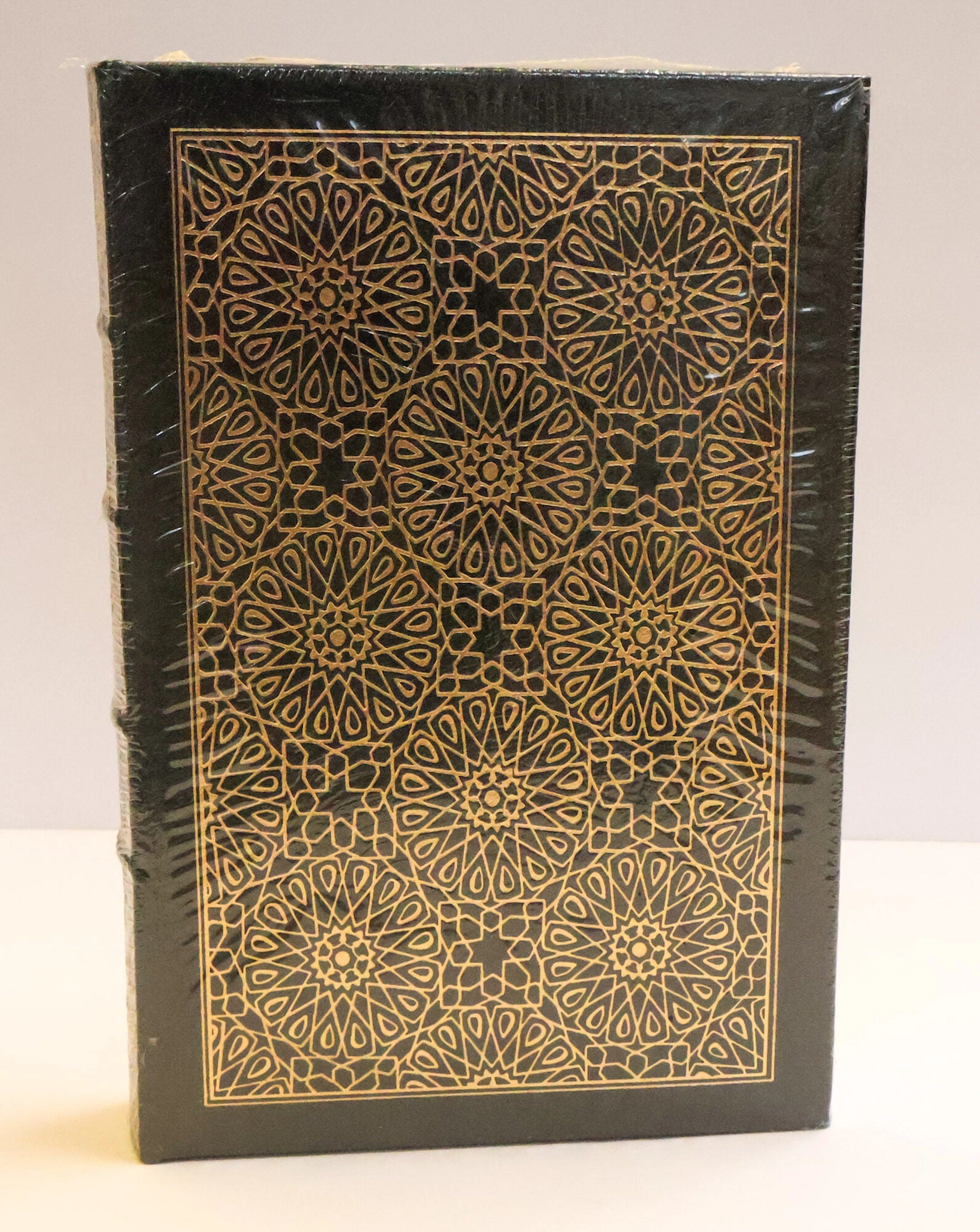 [Signed] [First Edition] CAVE OF STARS [Signed] Zebrowski, George [Hardcover]