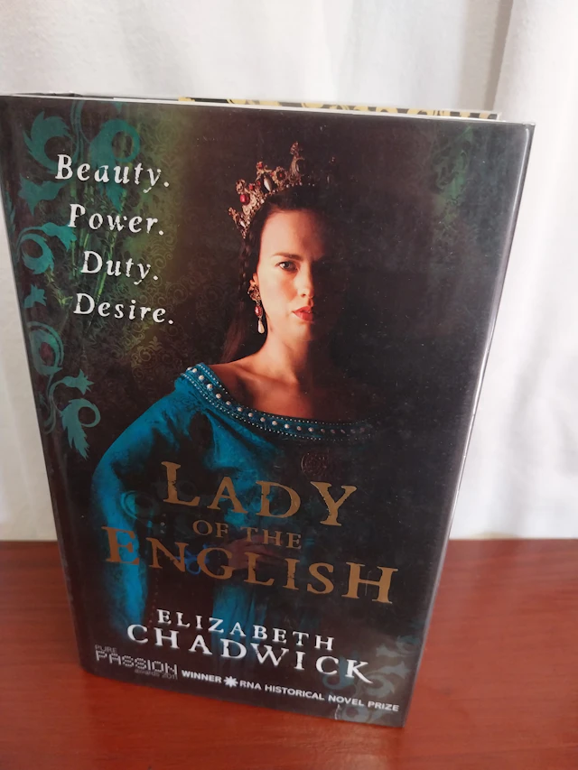 [Signed] [First Edition] Lady of the English * A SIGNED...