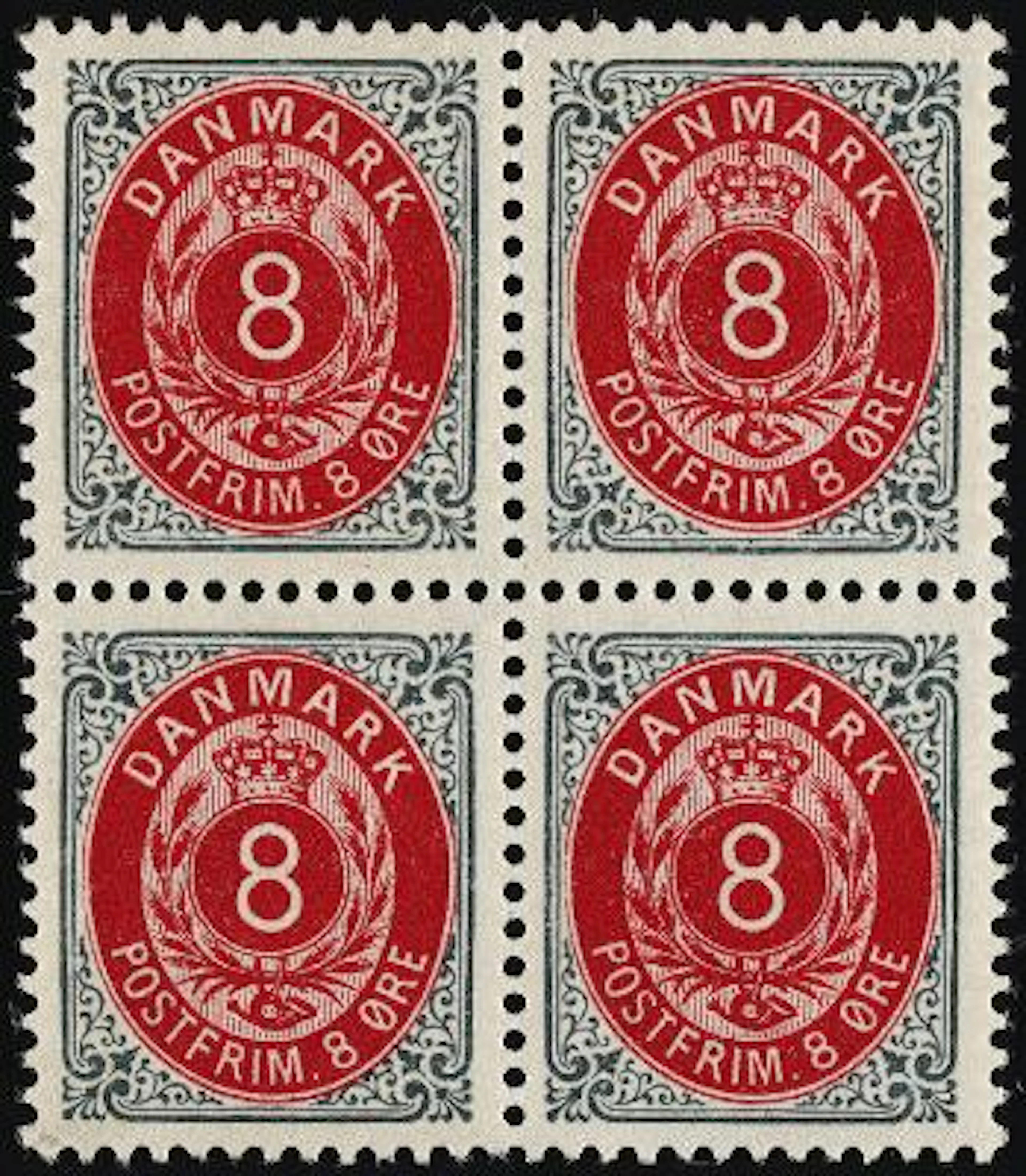 1902. 8 øre, 121.print, wmk.III. MNH BLOCK OF 4. Perfect centric and