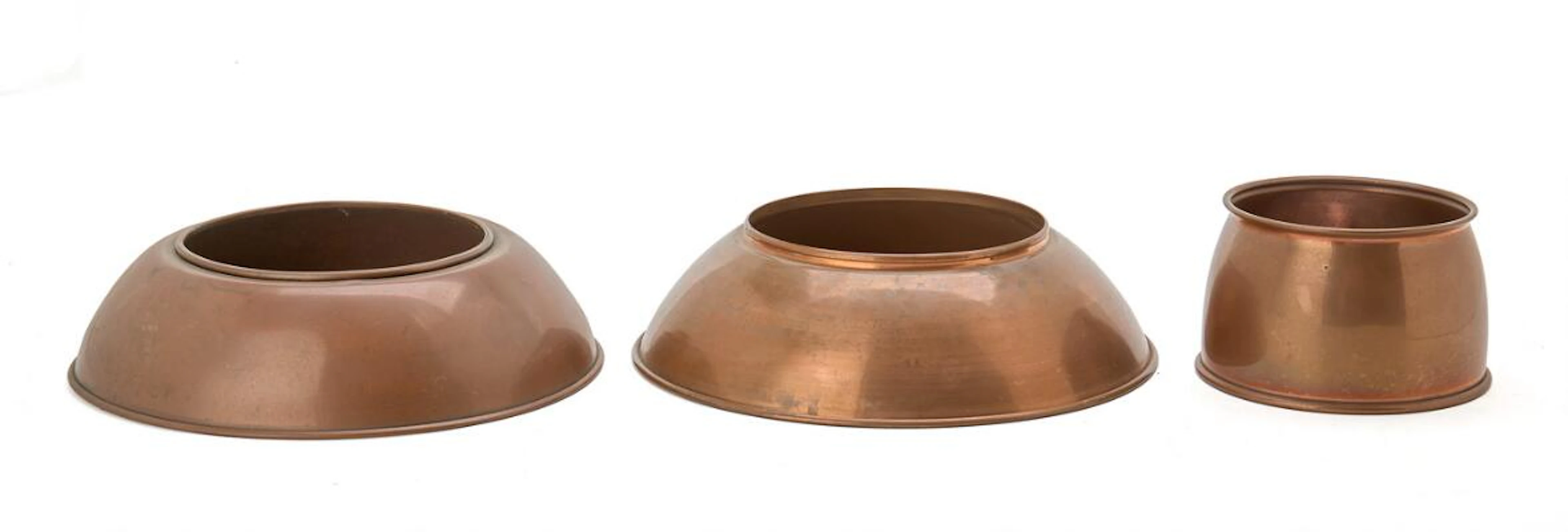 Poul Henningsen: "PH-3". Patinated copper spare shades. (3) – Bruun