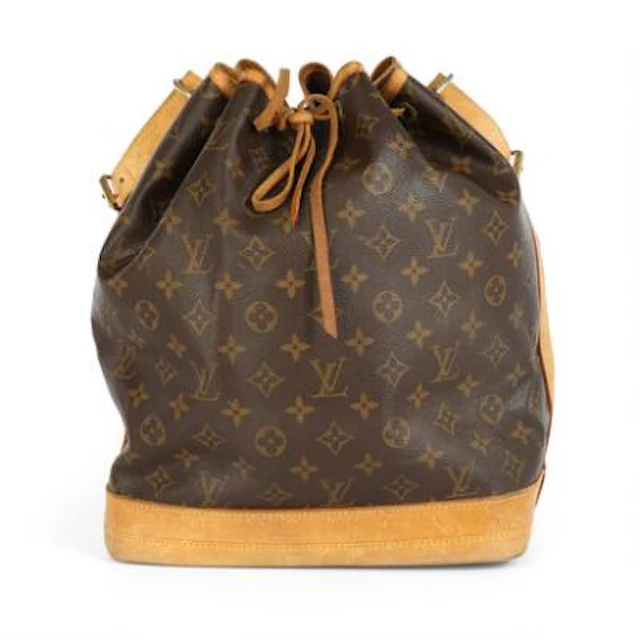 Louis Vuitton: A "Noé" bucket bag in brown coated canvas with brown