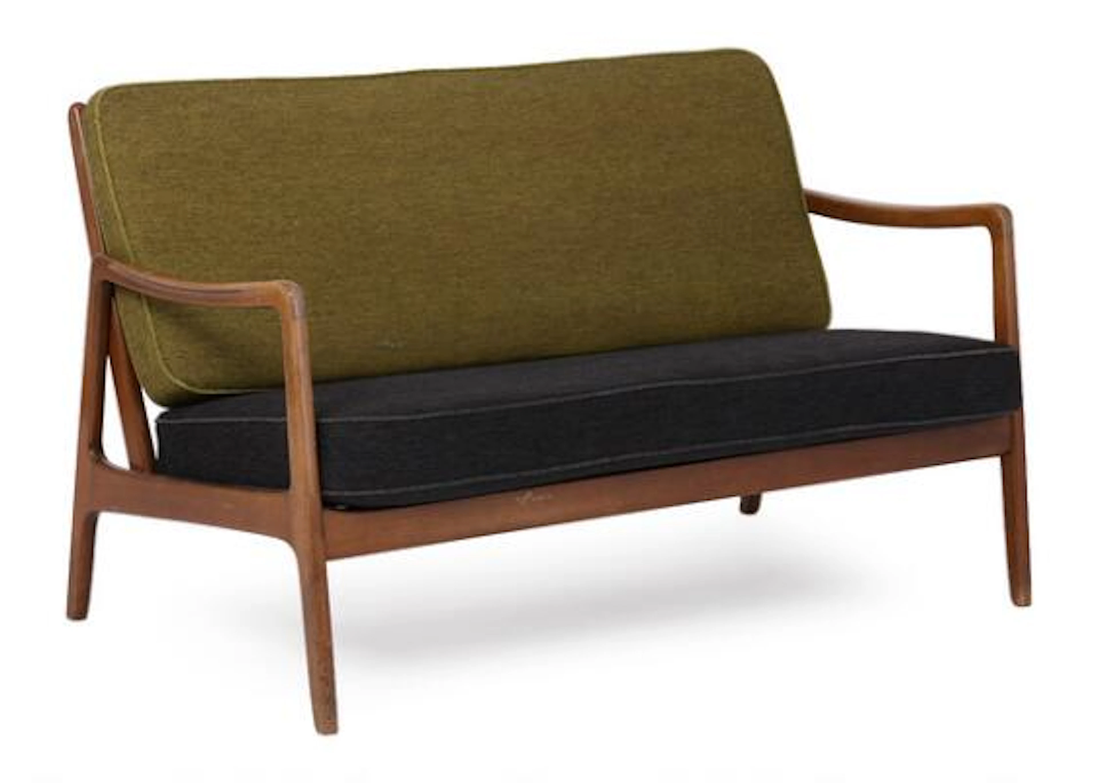 Ole Wanscher: "FD 109". Two-seater sofa with knock-down frame of stained