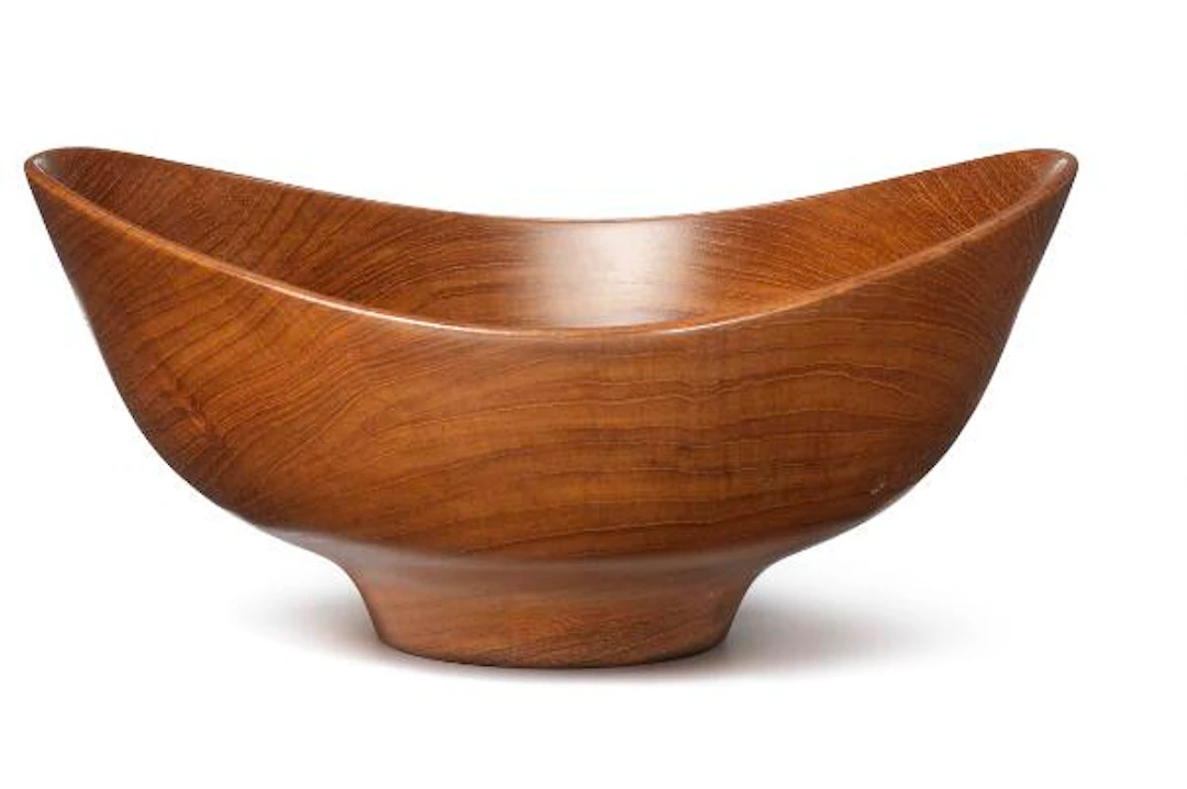 Finn Juhl: A solid teak bowl. Marked Design Finn Juhl, Kay Bojesen