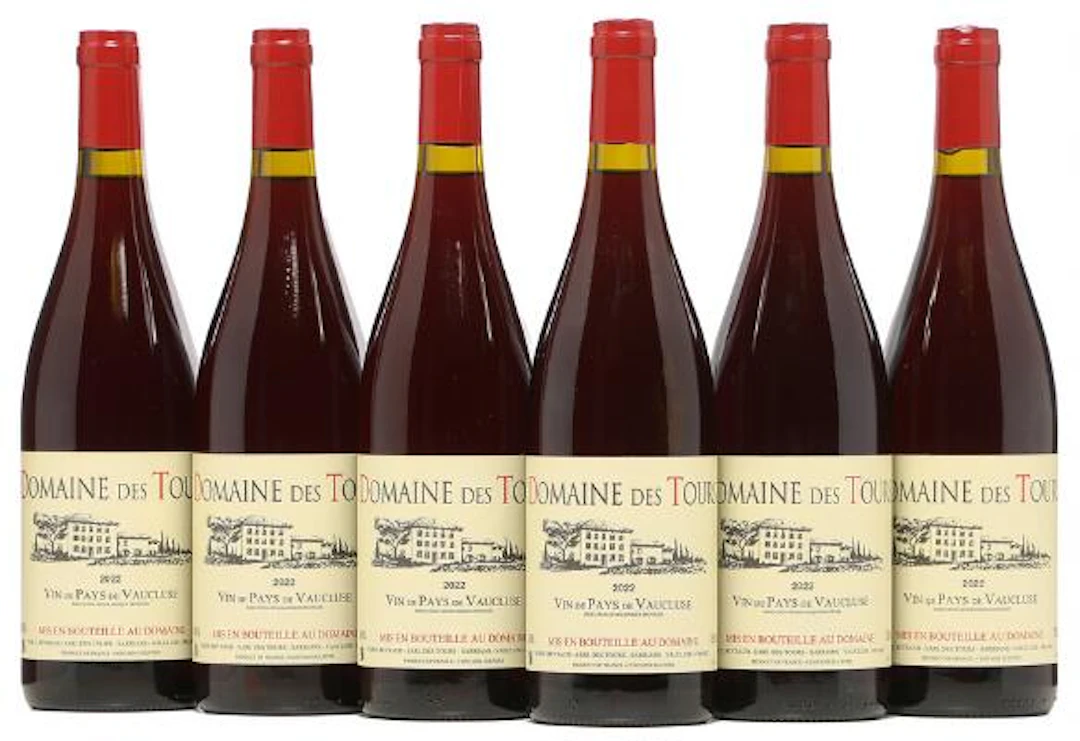 6 bts. Vin de Pays de Vaucluse, Domaine des Tours 2022 A (hf/in).