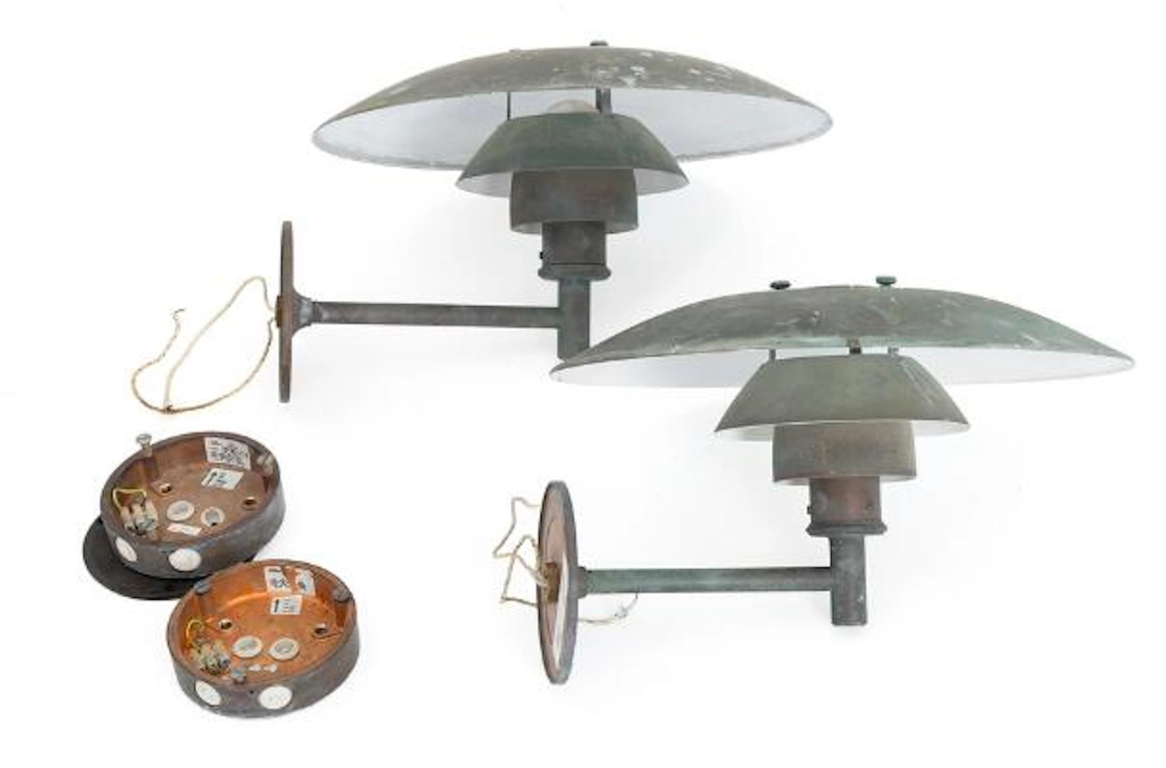 Poul Henningsen: "PH 4,5/3". A pair of patinated copper outdoor wall