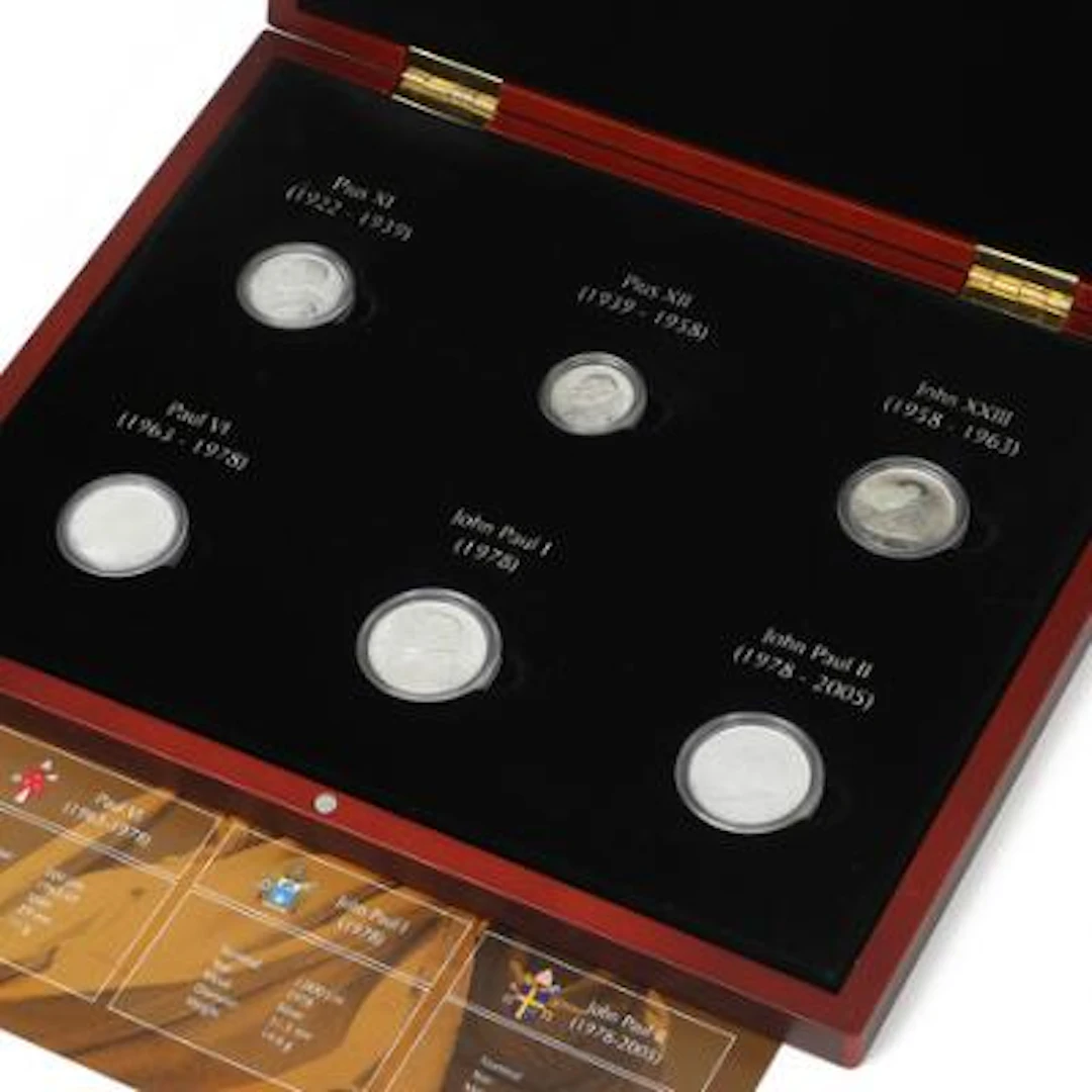 5 sets with coins in boxes, in total 49 coins – Bruun Rasmussen Auctioneers