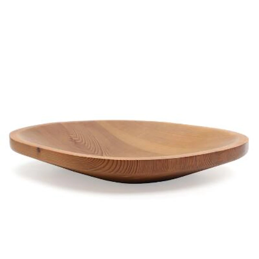 Swedish design: Table bowl in solid pine. 1950s–60s. L. 50 cm. – Bruun