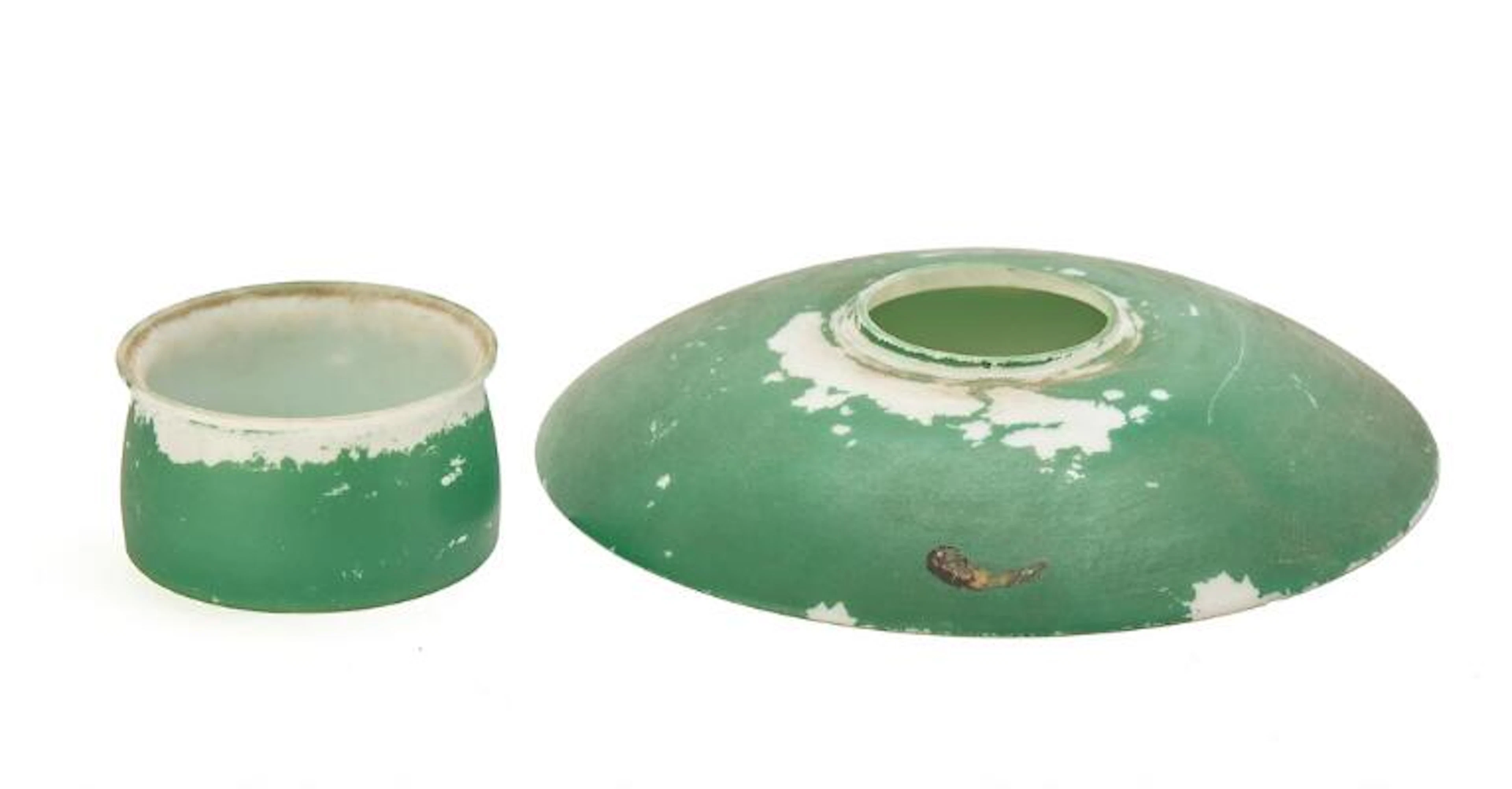 Poul Henningsen: "PH-1/1". Rare spare shades. Green lacquered single