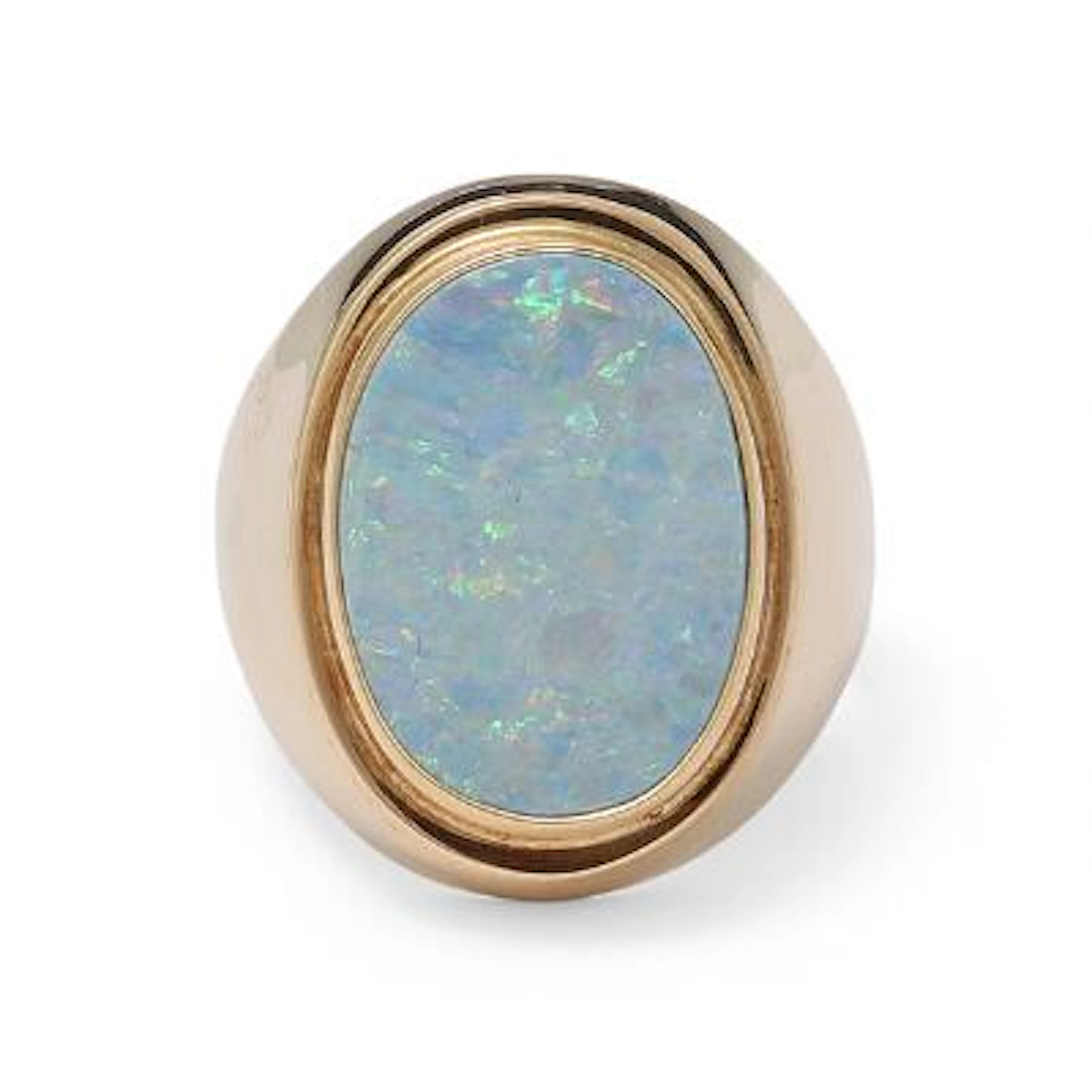 Erik S. Cohn-Pålsson: An opal ring set with a cabochon opal, mounted