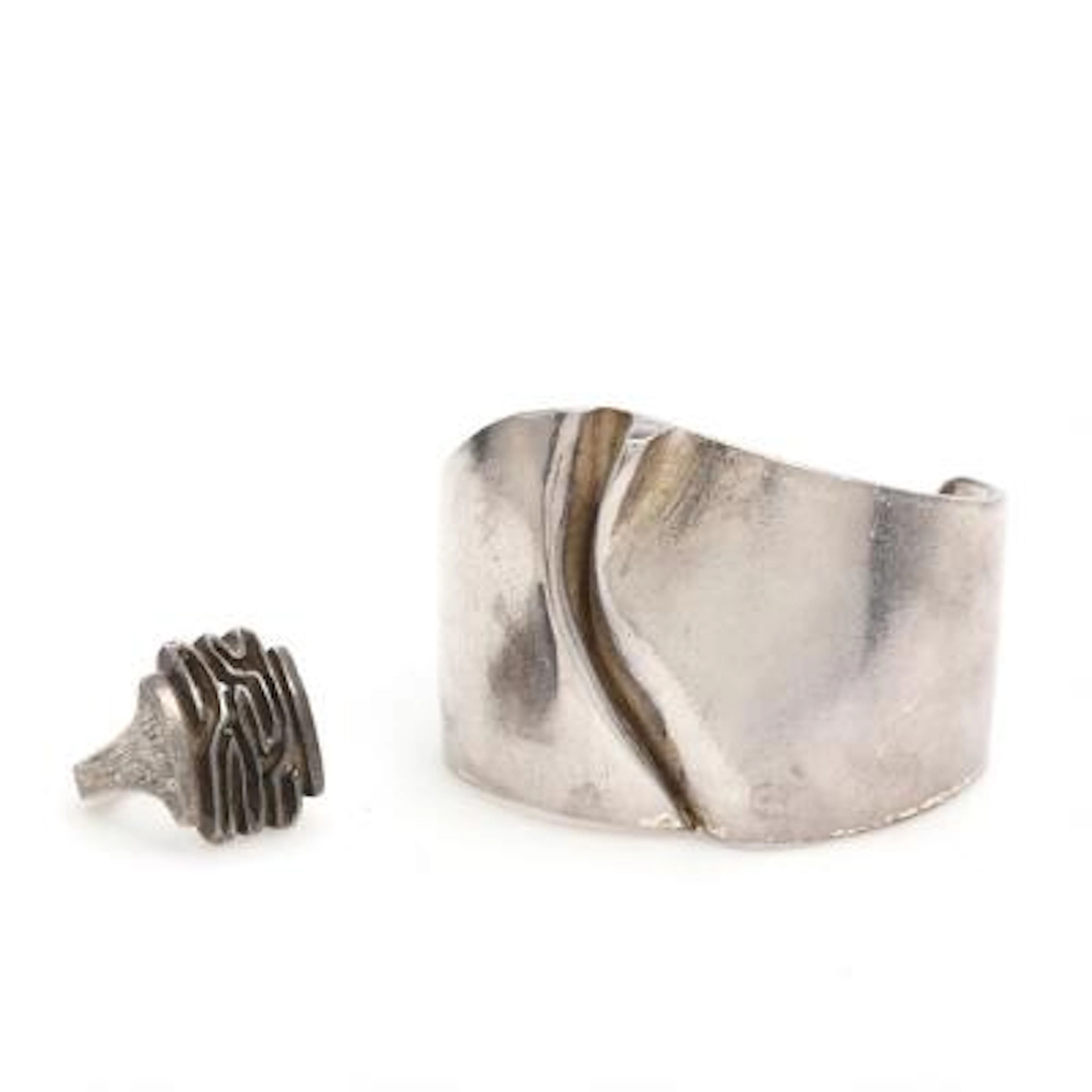 Björn Weckström, a.o: Bangle and ring of sterling silver. Lapponia