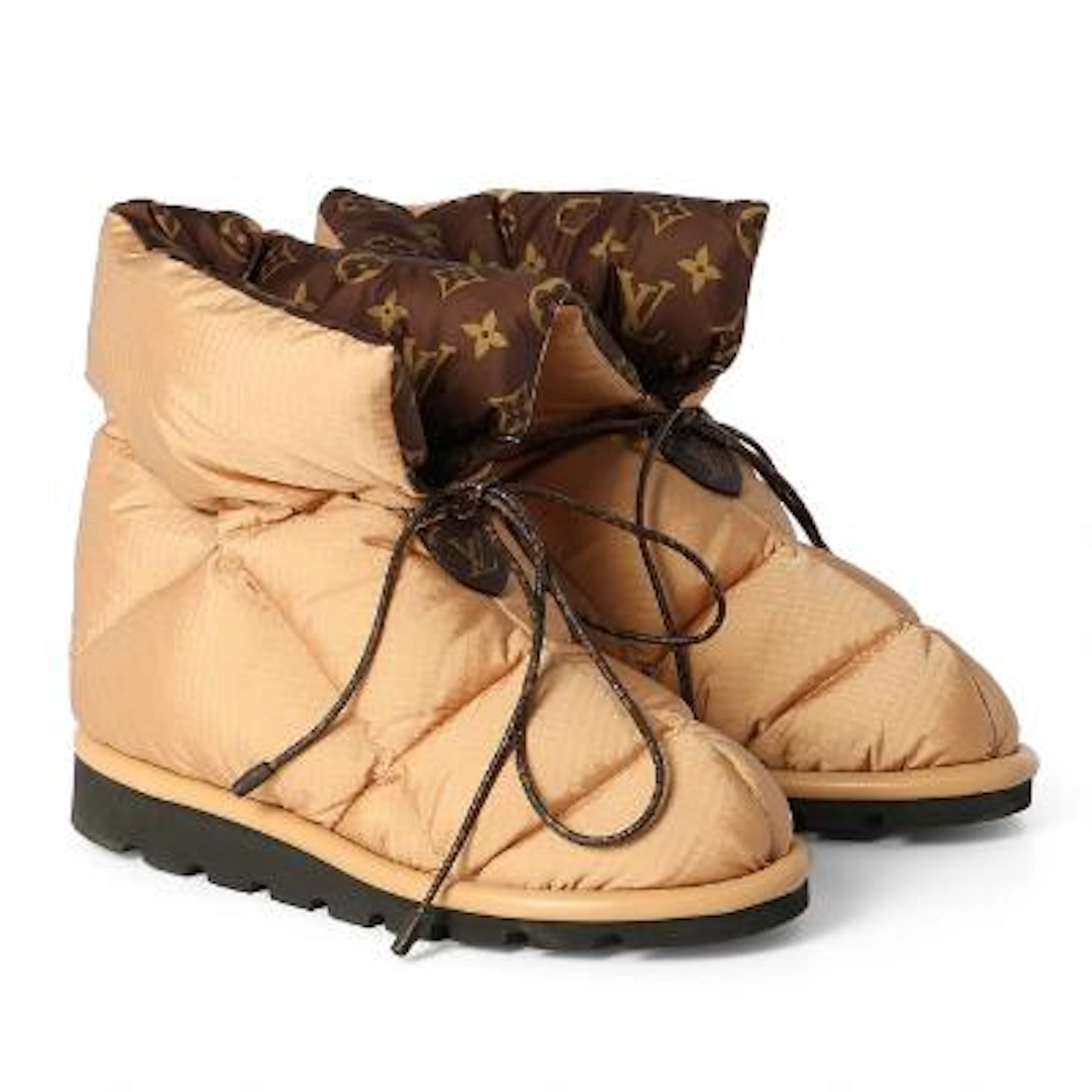 Louis Vuitton: A pair of "Pillow Comfort" ancle boots of light brown