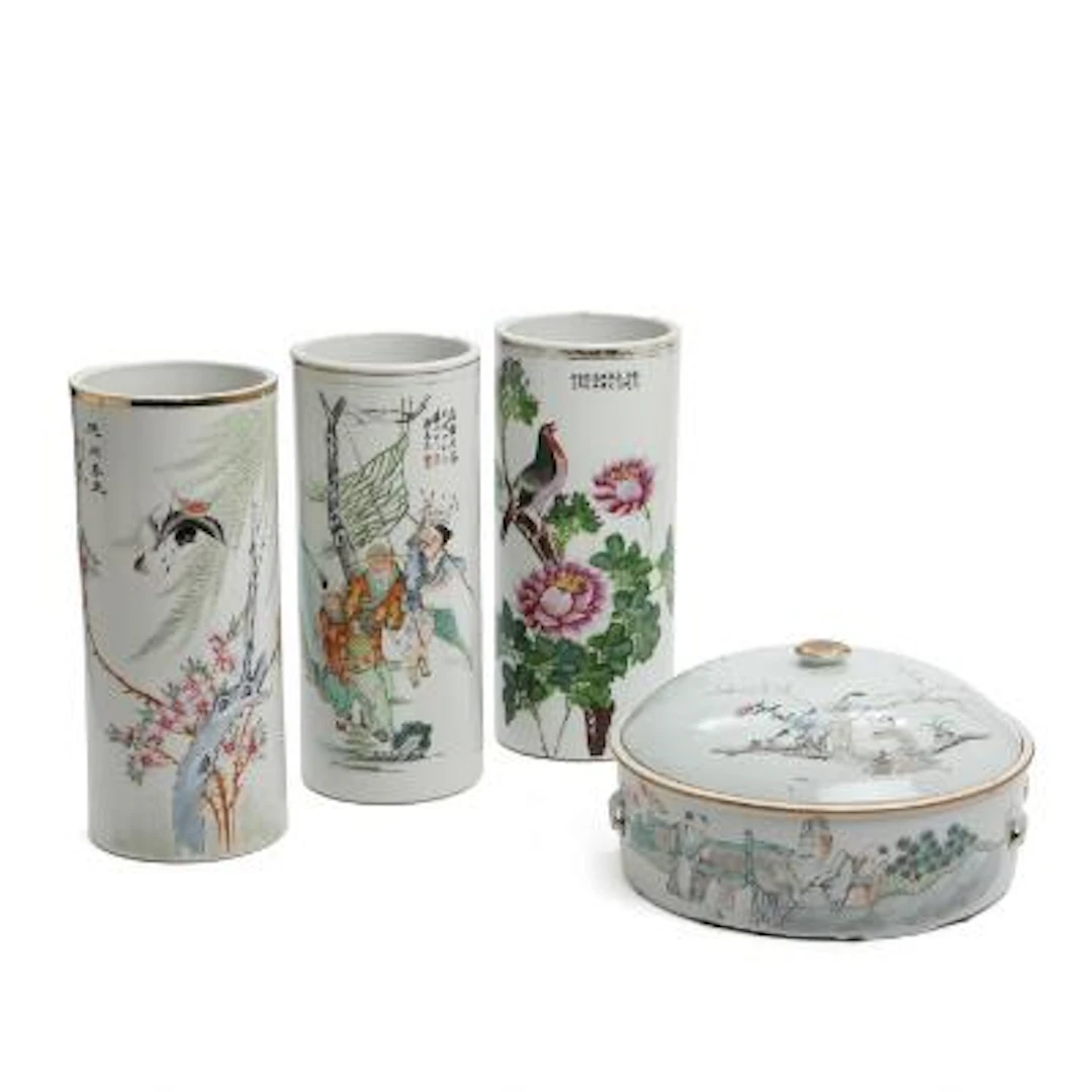 Three Chinese hat stands and covered dish of porcelain. 19th–20th