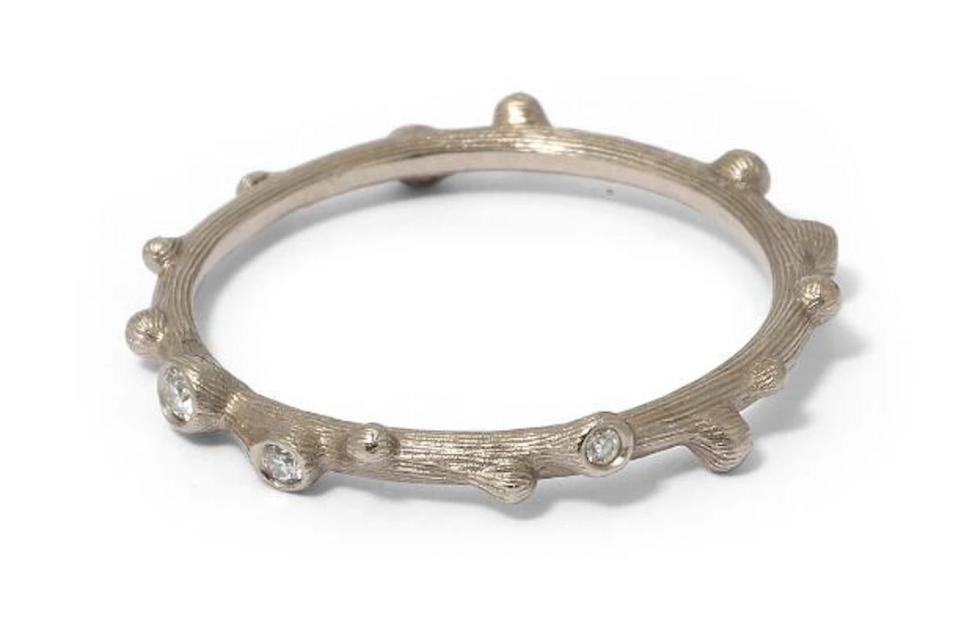Ole Lynggaard: A diamond ring set with numerous brilliant-cut diamonds