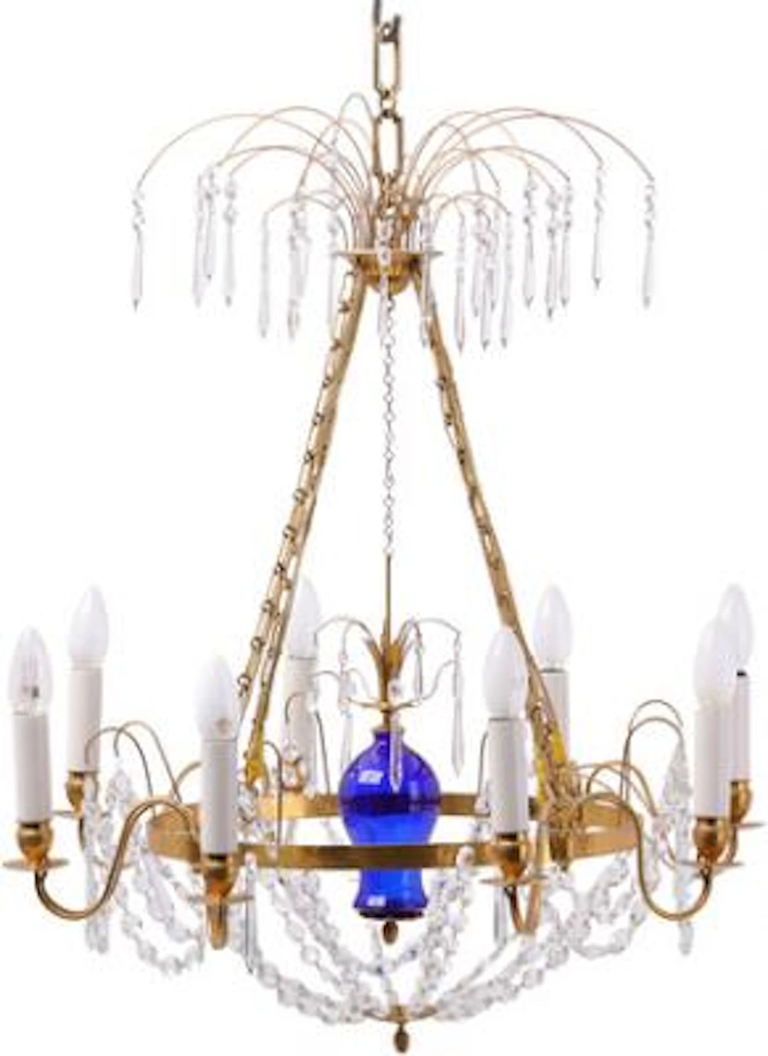 A Louis XVI style chandelier of gilded bronze, mounted to eletricity