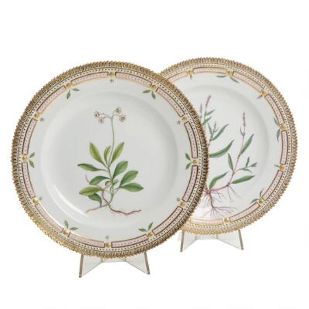 "Flora Danica". Two dinner plates of porcelain, decorated in colours
