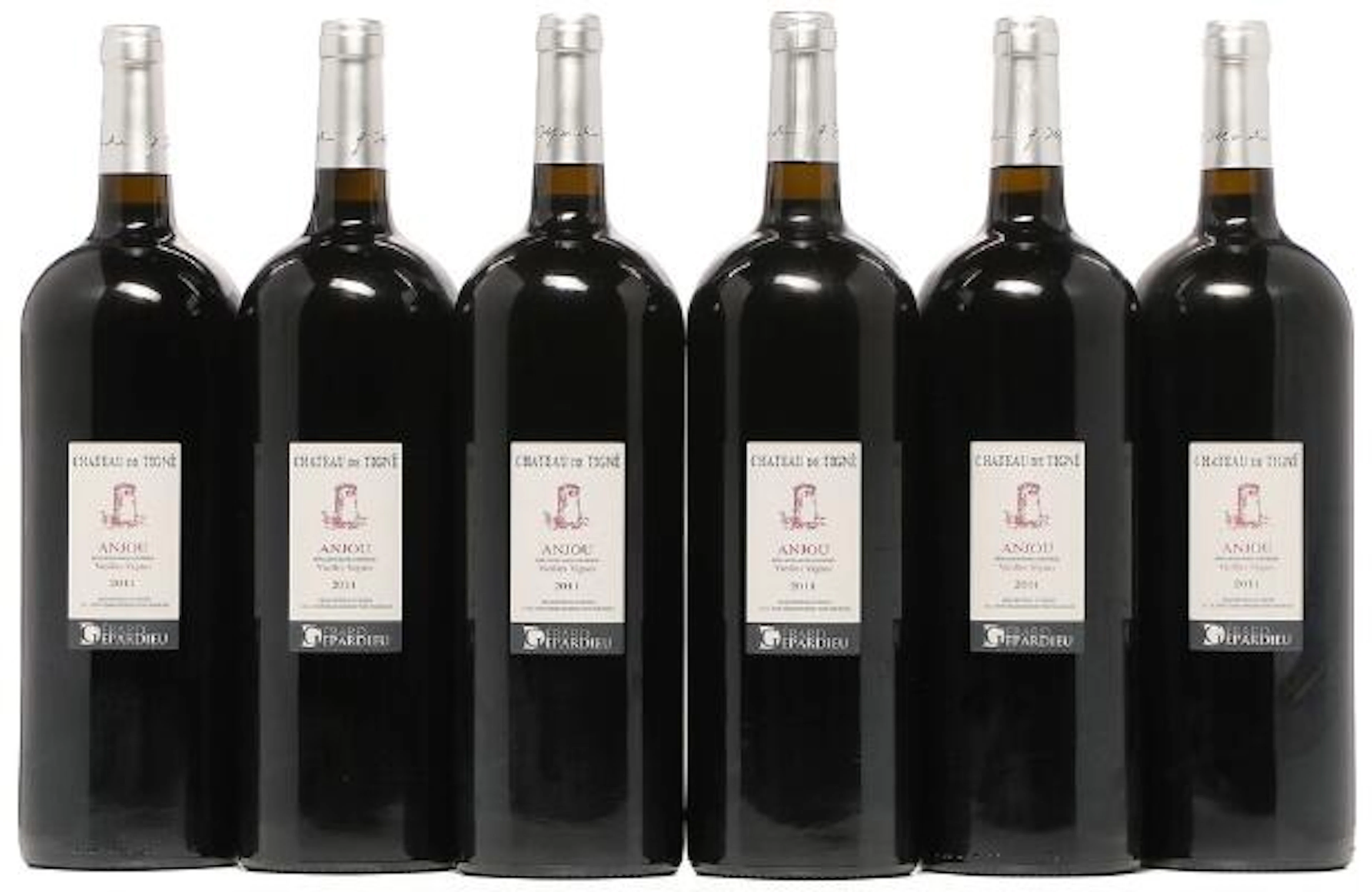 6 bts. Mg. Chateau de Tigné "Vielles Vignes" Anjou, Gerard Depardieu