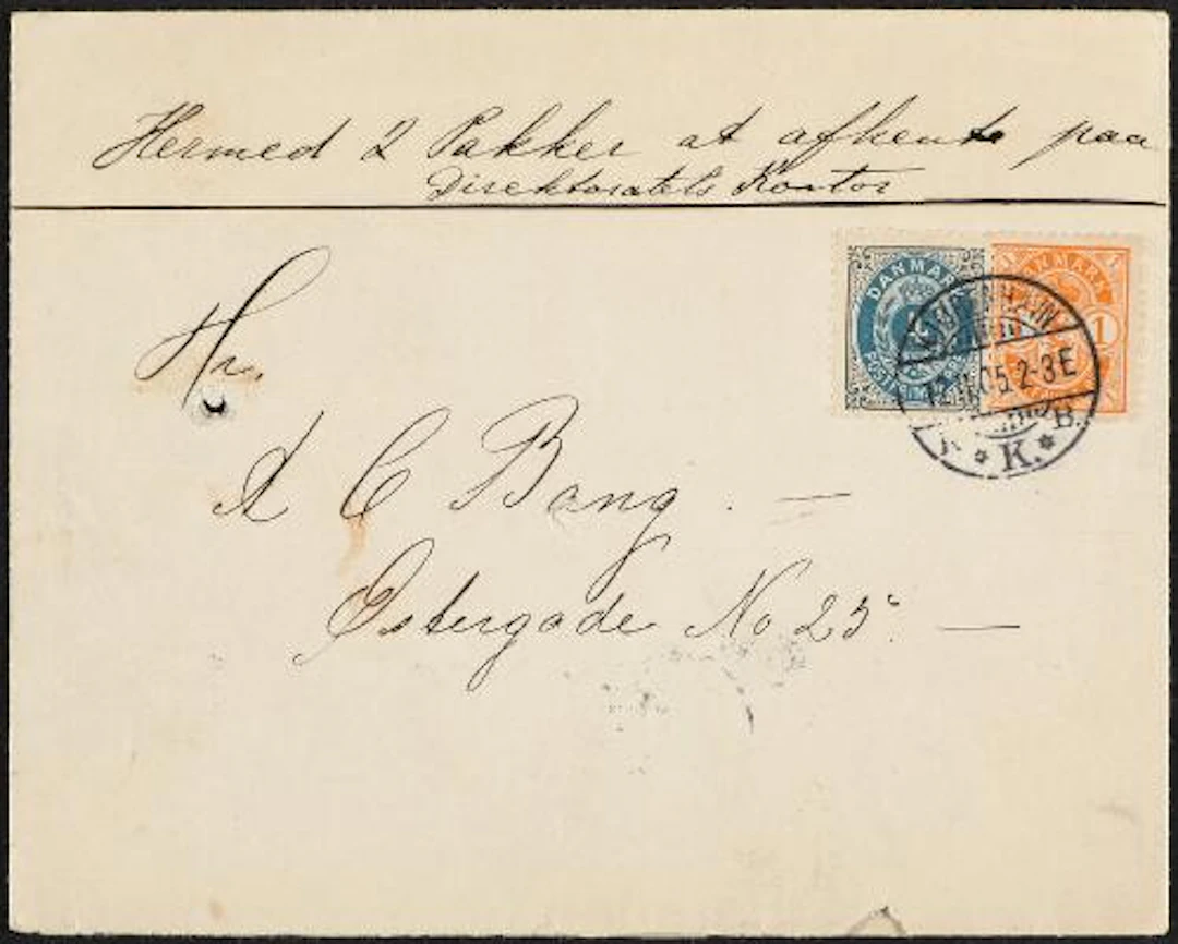 1895-1902. 4 Øre, grå/blå, omvendt ramme og Våben. 1 Øre, orange.