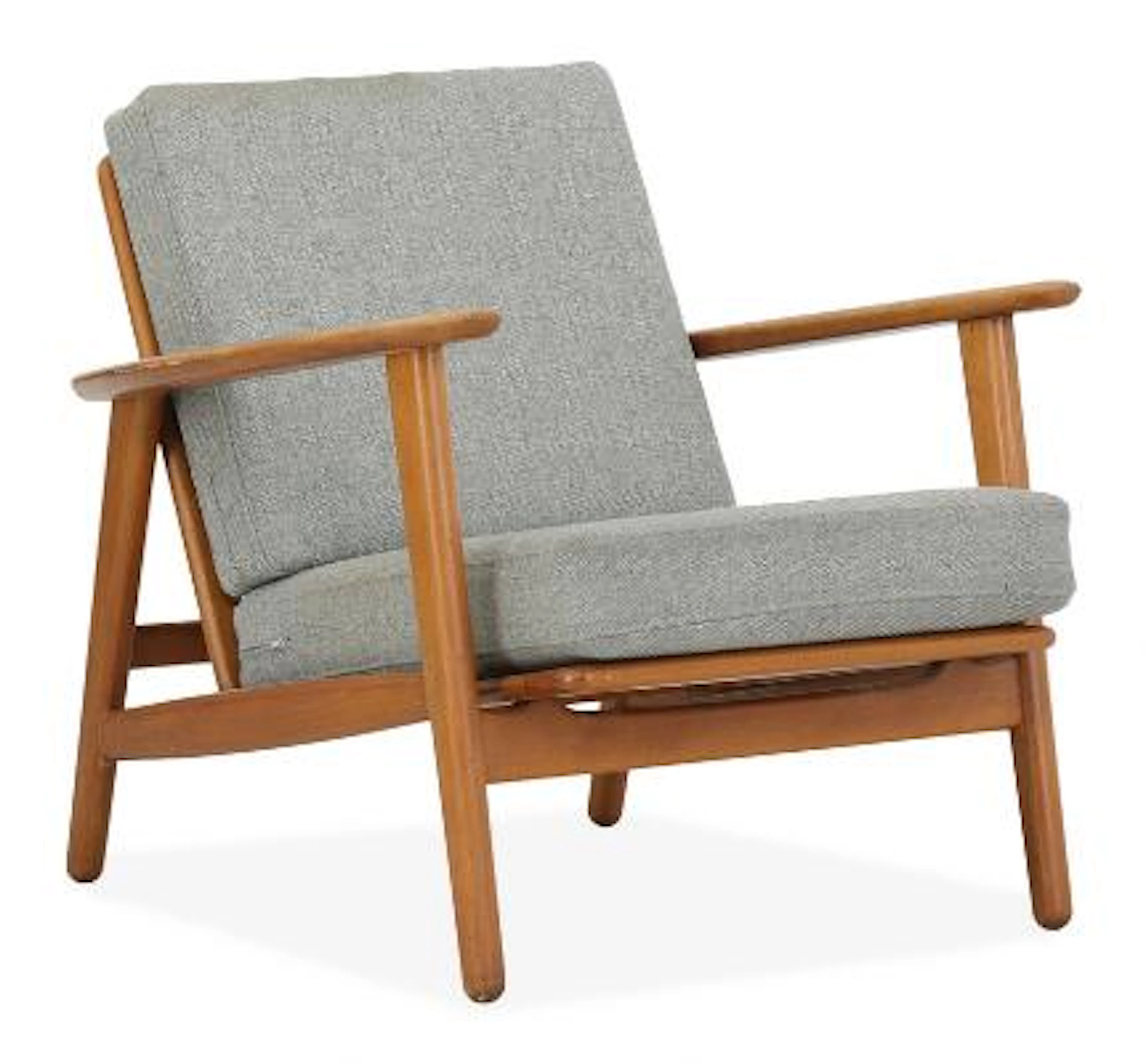 Hans J. Wegner: 'GE 233'. Armchair in beech. Loose cushions in seat