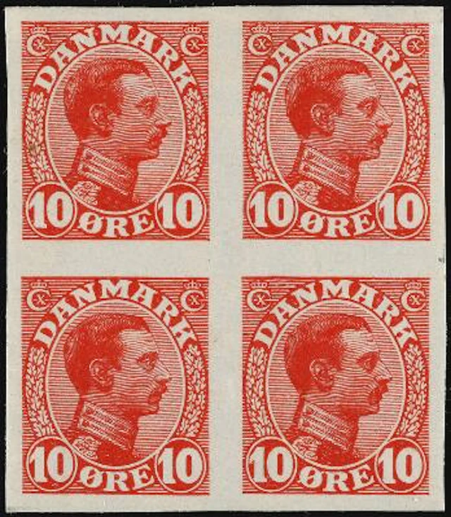 1913. Chr.X. 10 øre, red. IMPERFORATED block of 4. Very rare. 2 lower