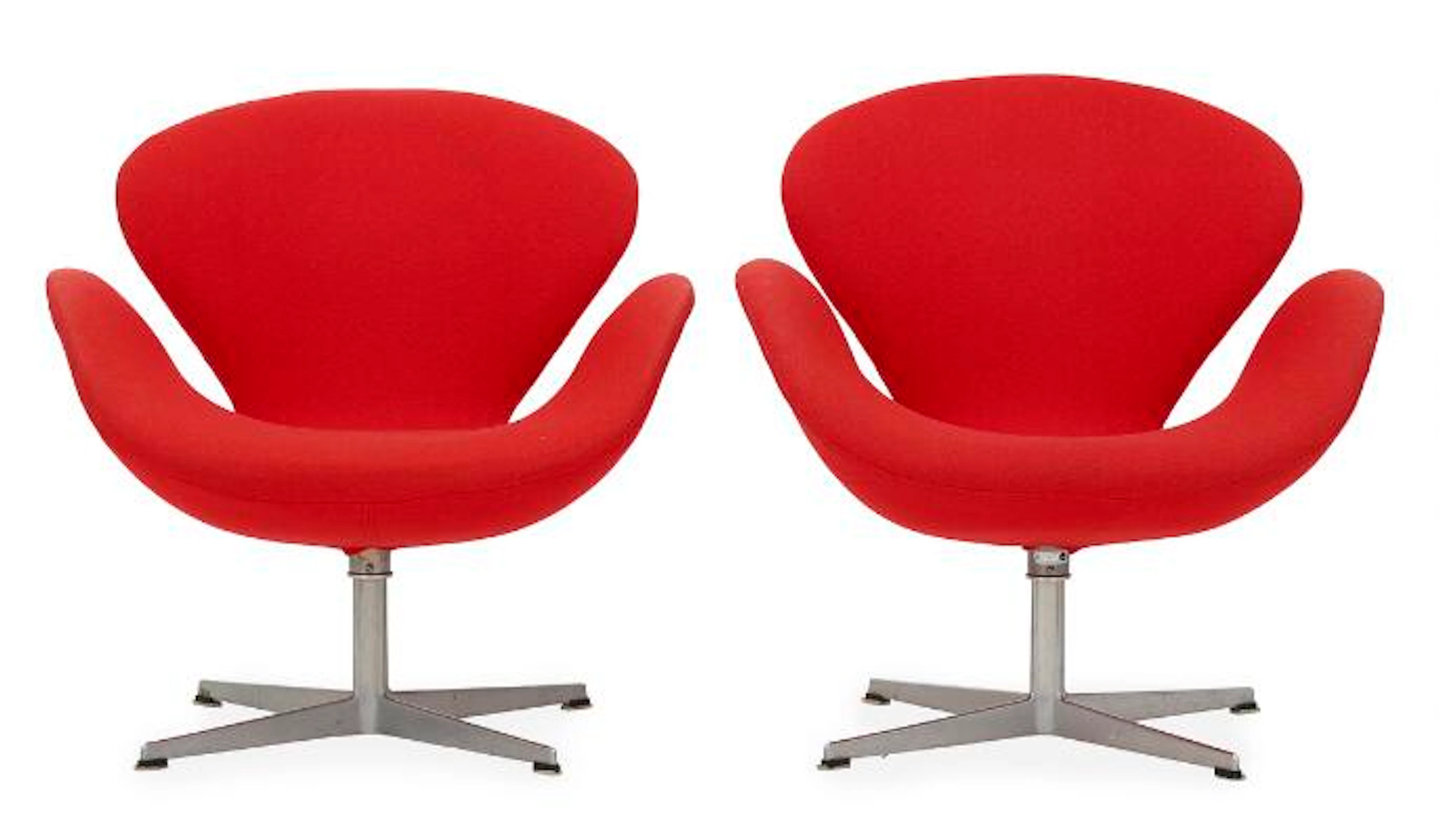 Arne Jacobsen: “The Swann”. A pair of easy chairs upholstered with