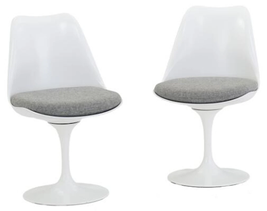 Eero Saarinen: Pair of chairs with white metal base and white plastic