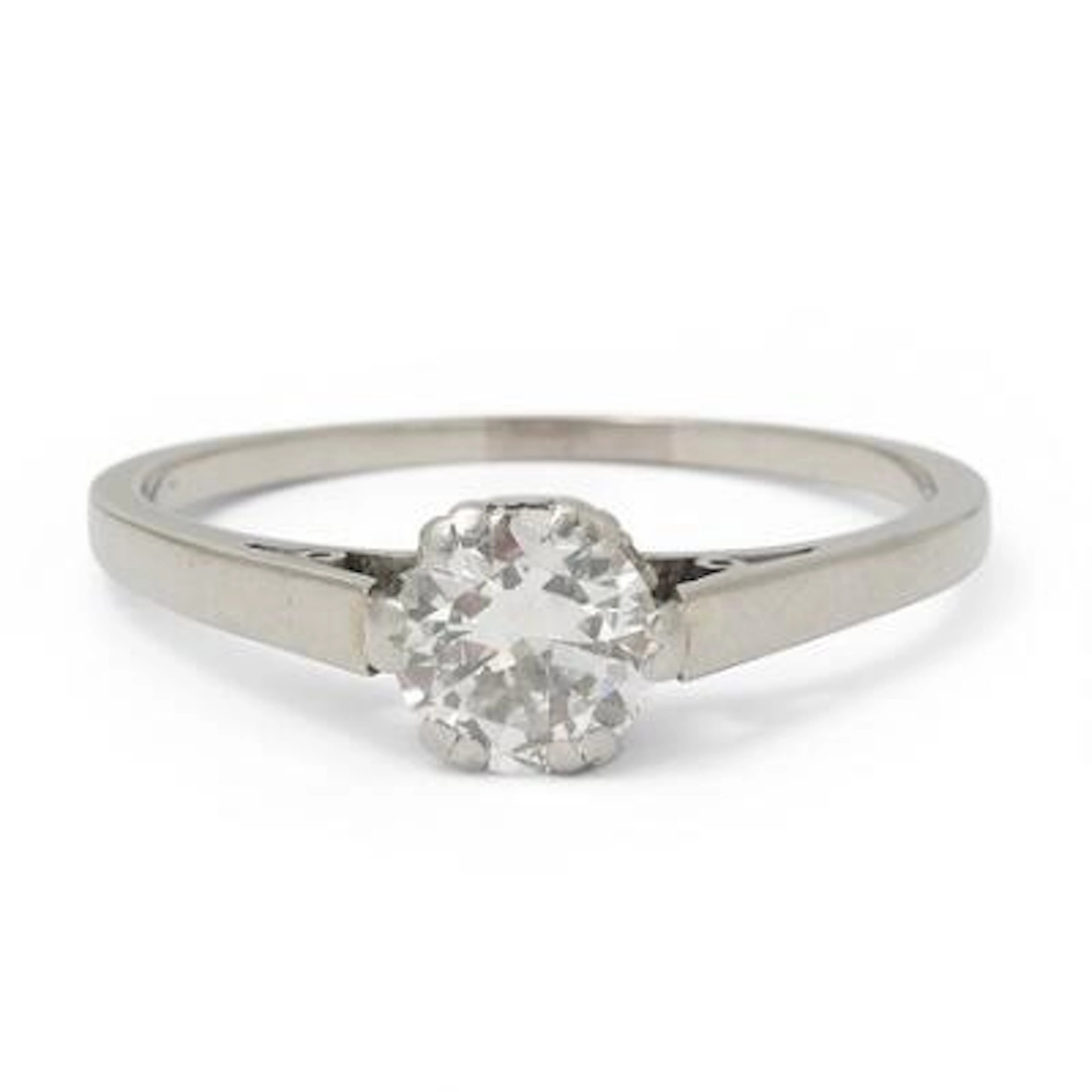 A diamond ring set with a brilliant-cut diamond weighing app. 0.85