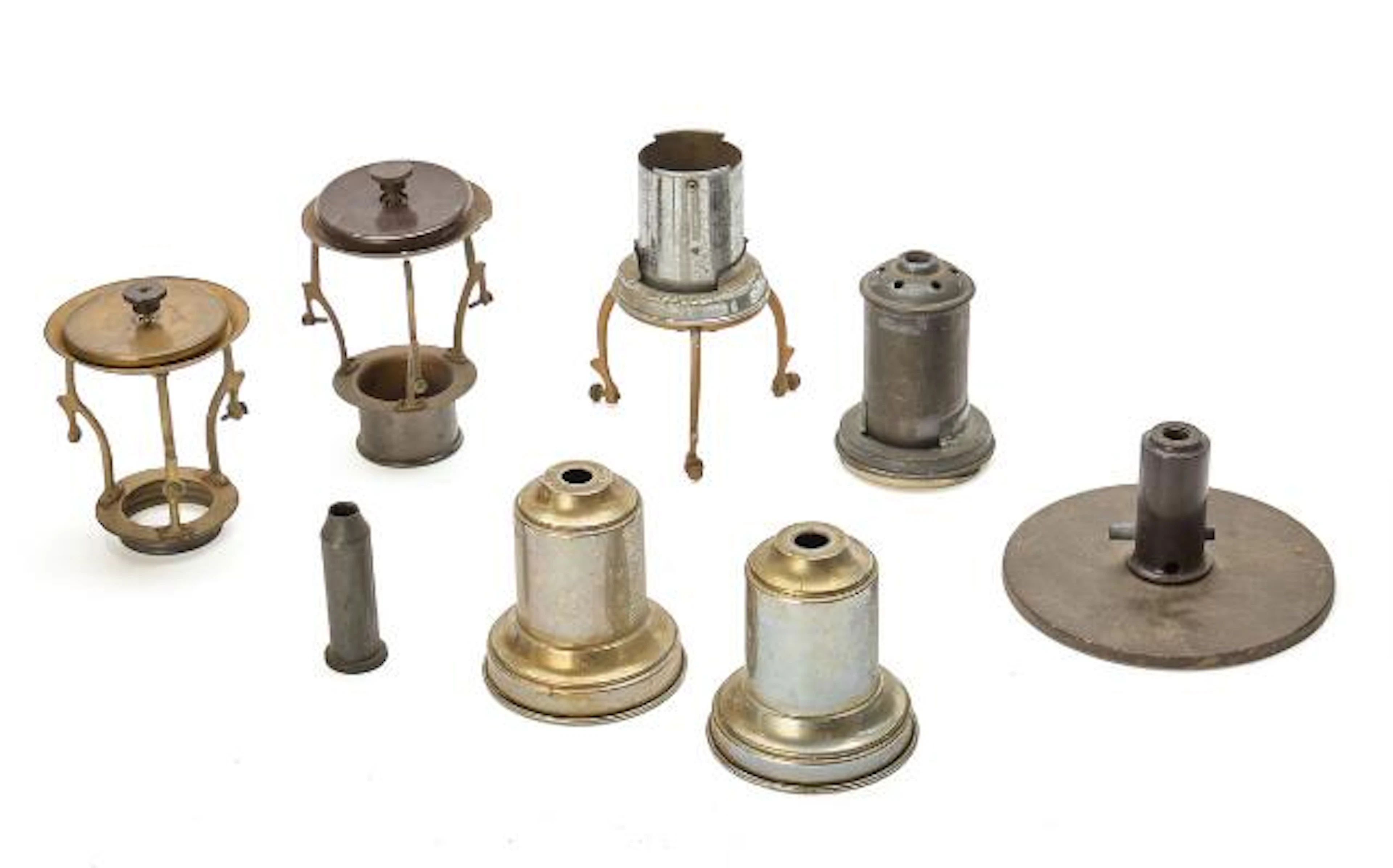 Poul Henningsen: Spare parts. Manufactured 1920-1930s by Louis Poulsen.