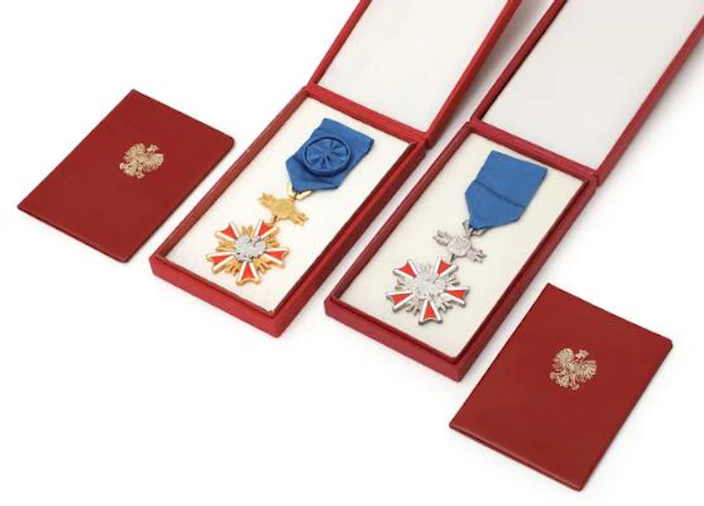 Poland, Order of Merit of the Republic of Poland, 4th and 5th class