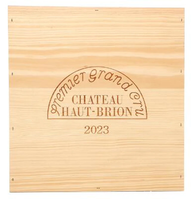 3 bts. Château Haut Brion, Pessac-Léognan. 1. Cru Classé 2023 A (hf/in).