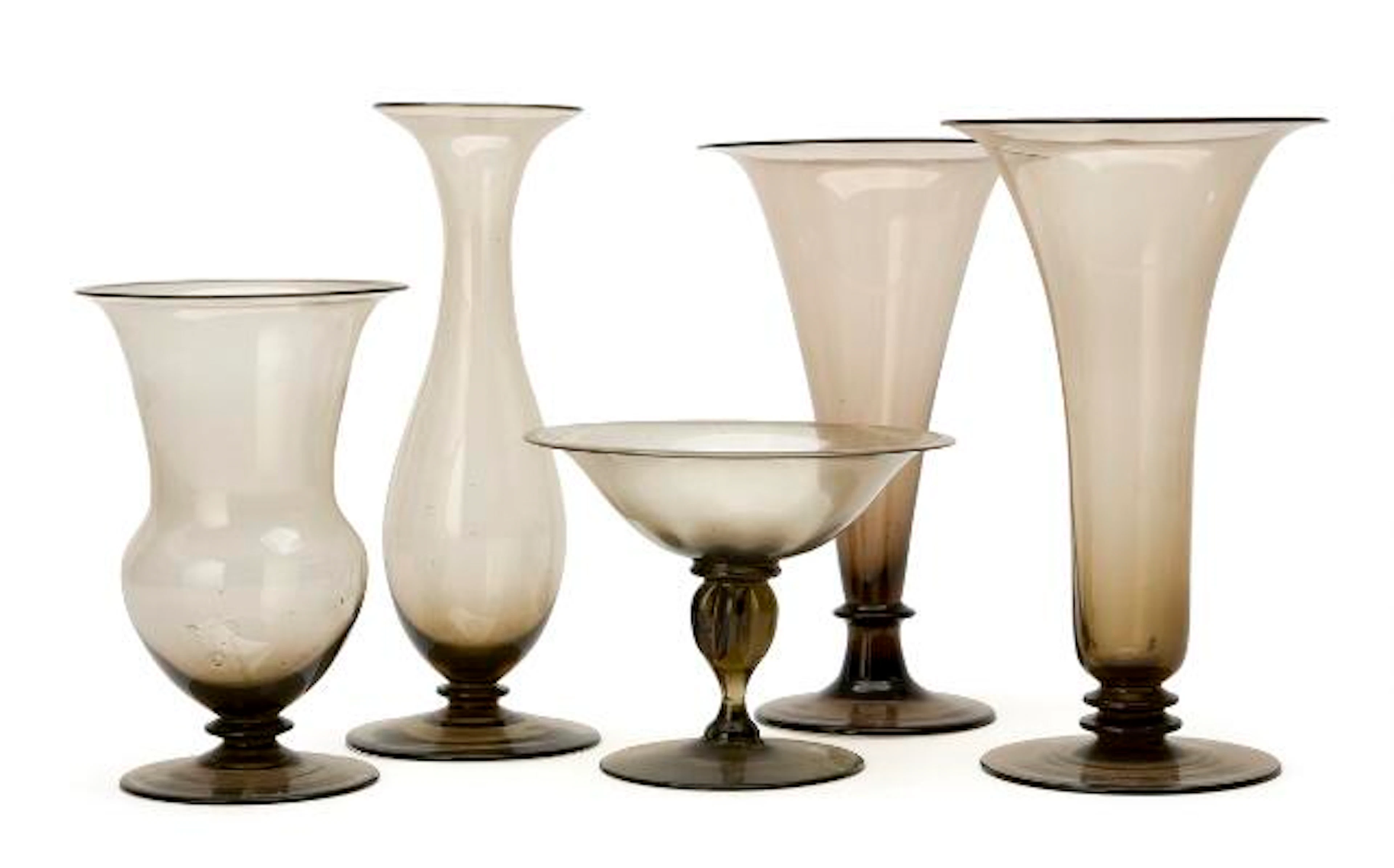 Jacob Eiler Bang: Four smoked glass vases and a cake stand. Made by