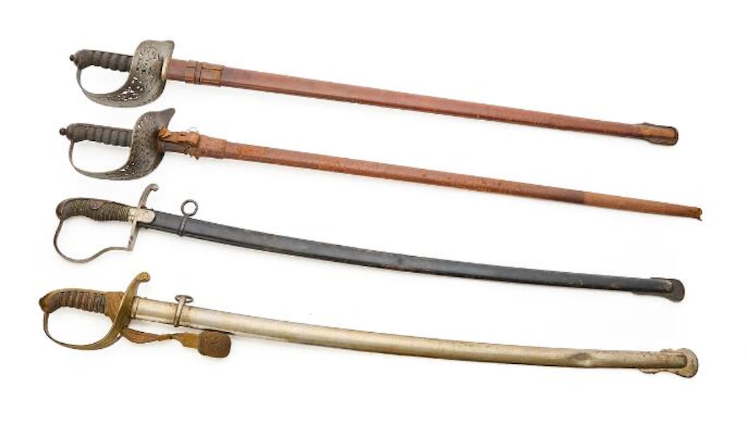 Four sabres with scabbards. – Bruun Rasmussen Auctioneers
