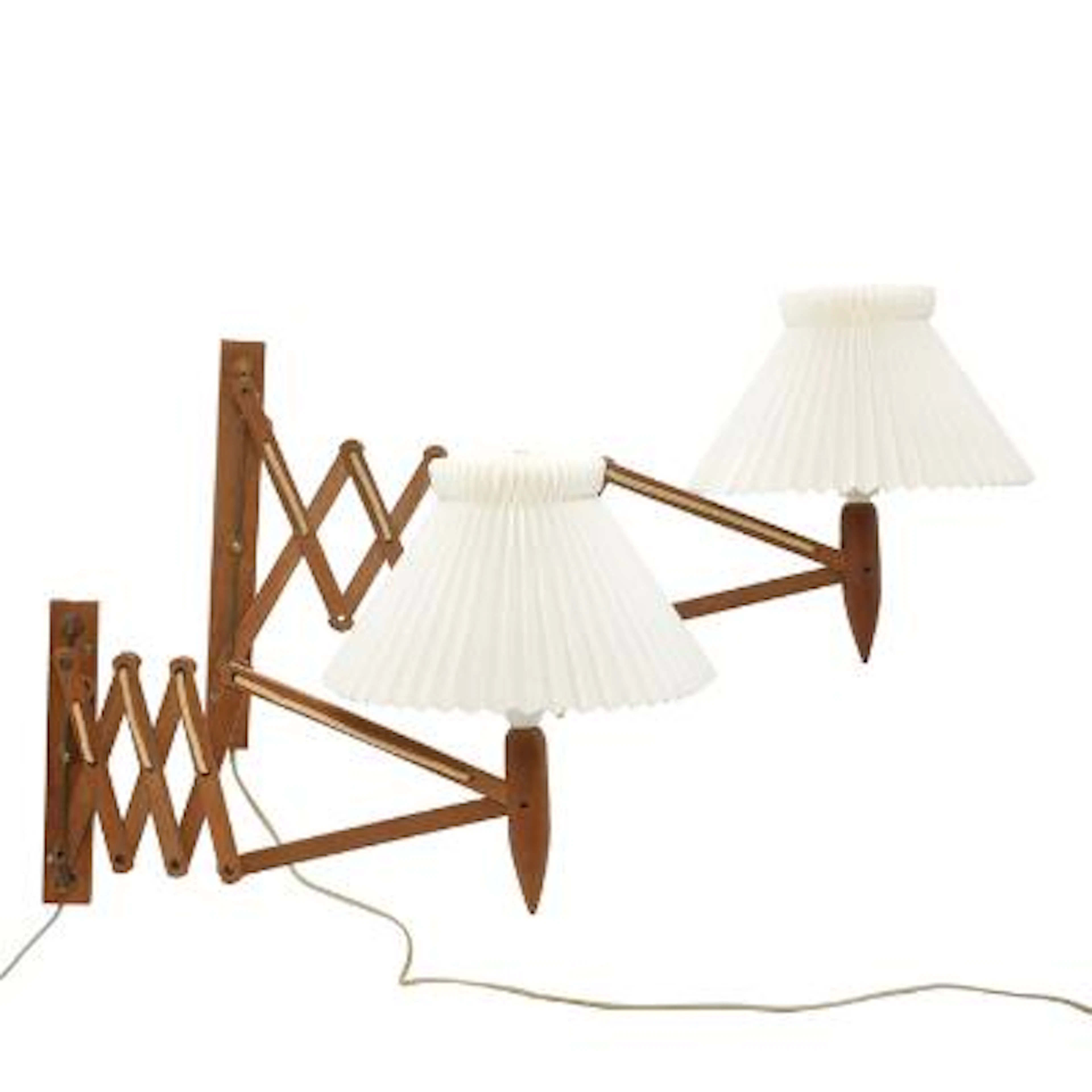 Danish design: Two foldable oak wall lamps with white pleated acrylic