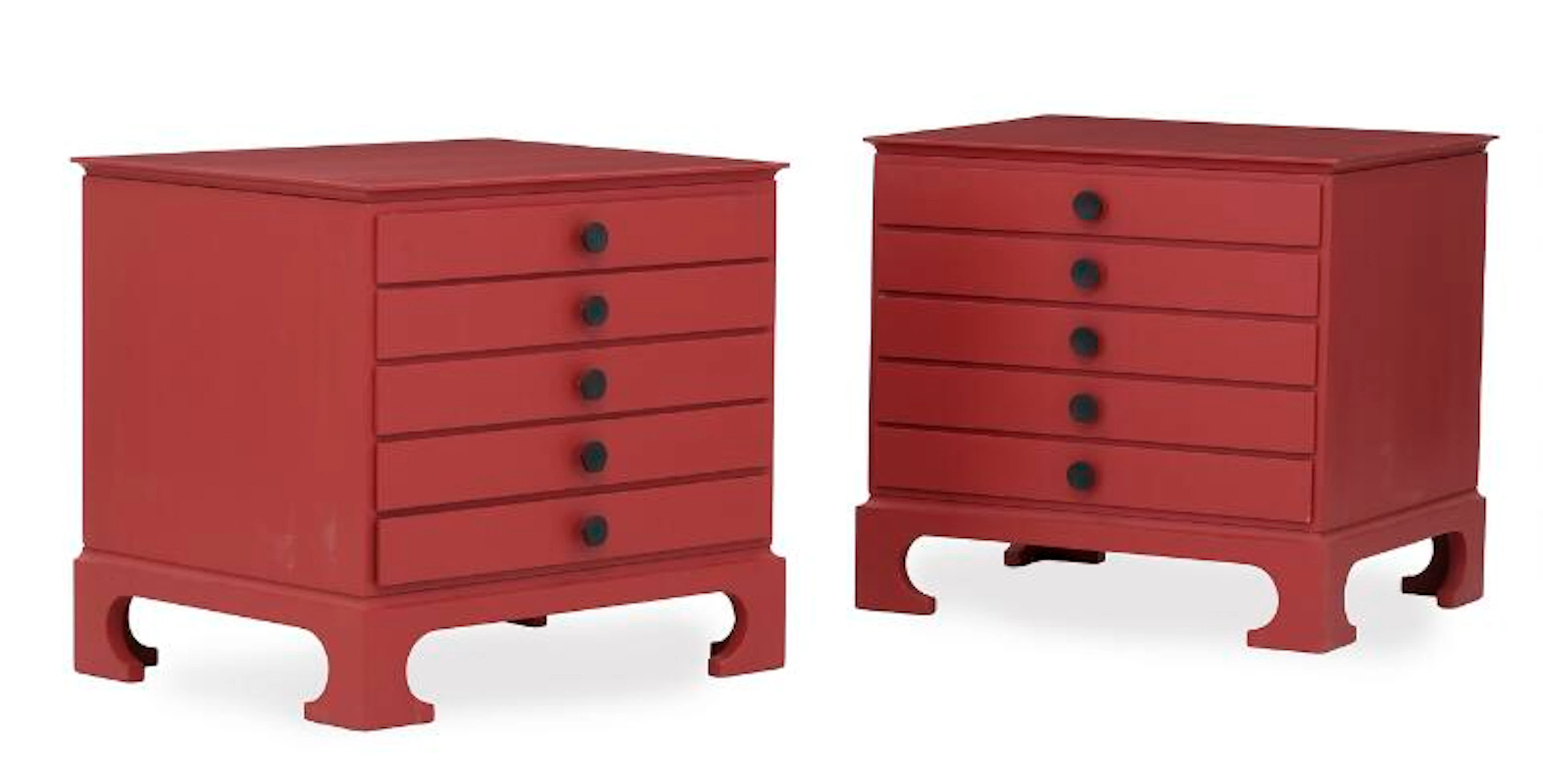 Kaj Gottlob: A pair of reddish painted chests for drawings. Front