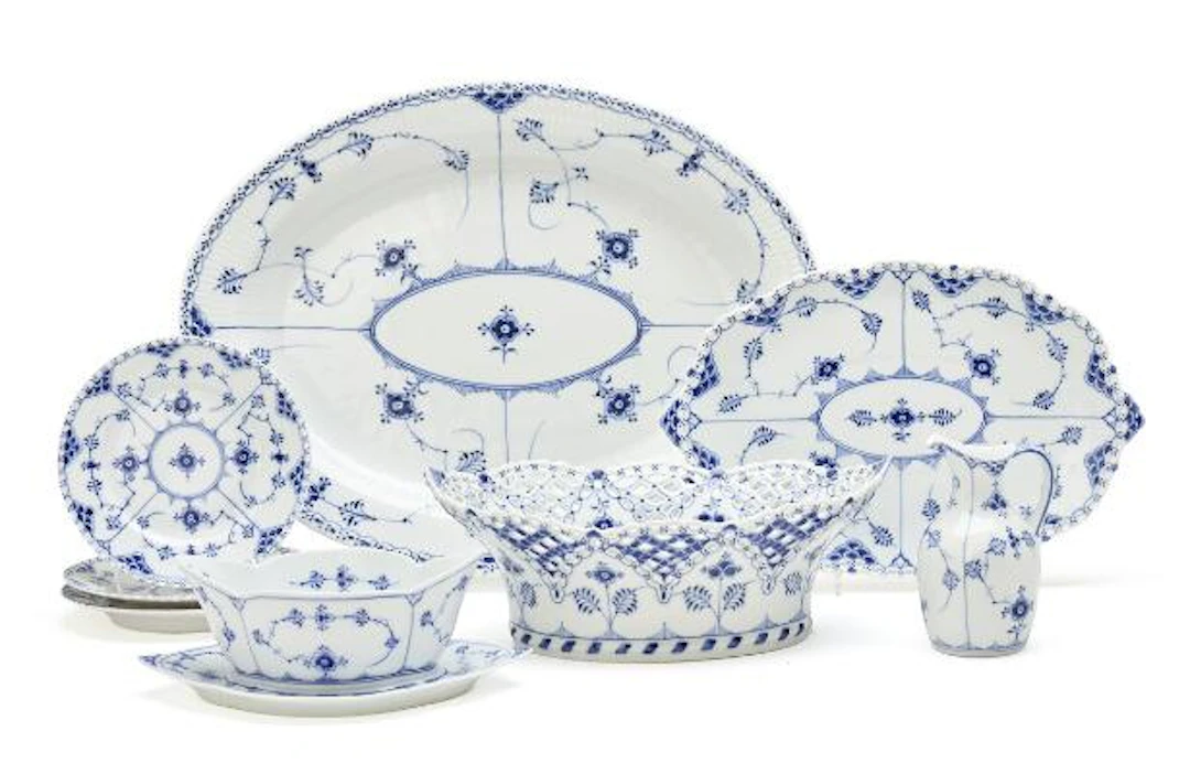 "Blue Fluted" porcelain items decorated in blue. Royal Copenhagen.